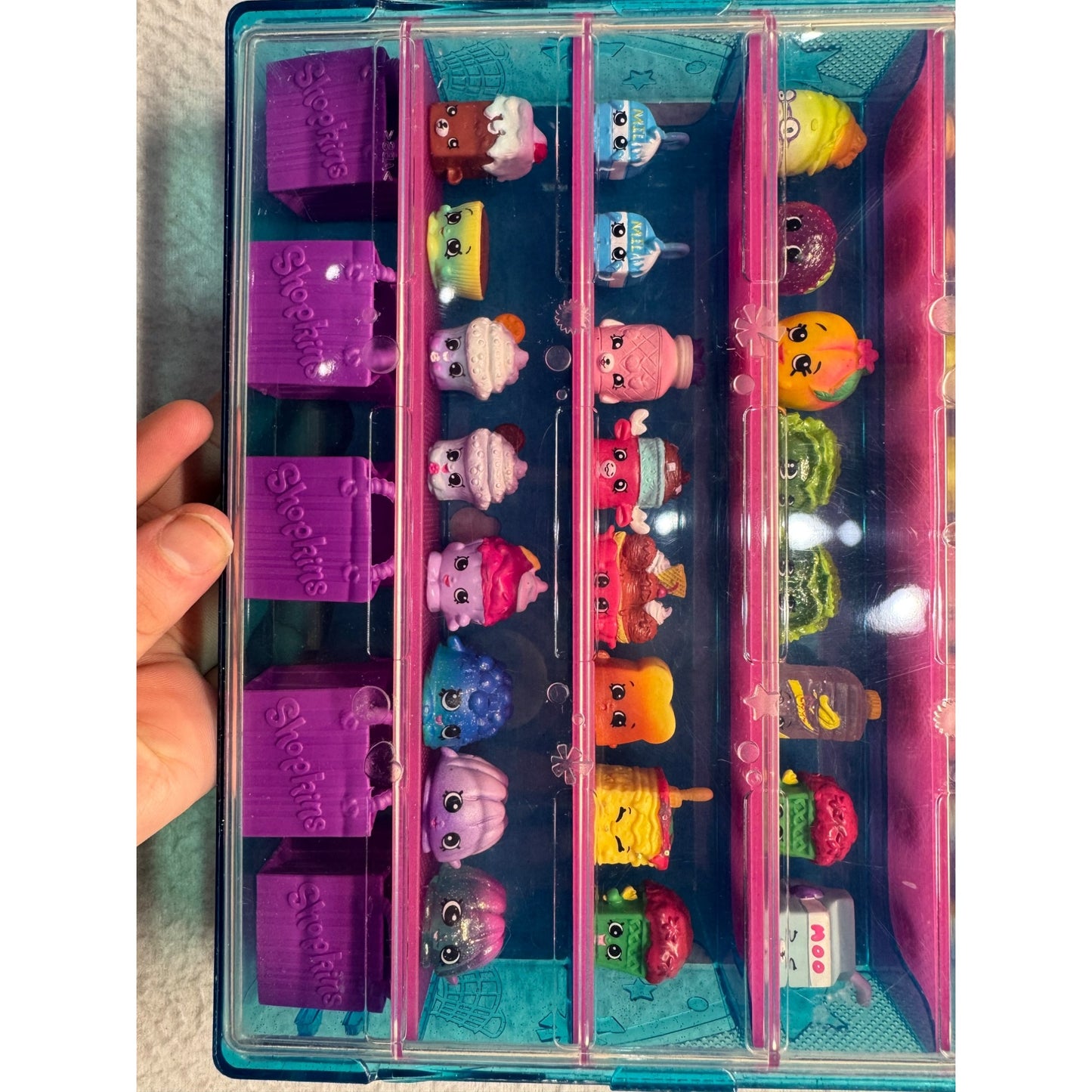 Shopkins Collectors Case With 38 Assorted Mini Figures & Blue Display Box #5925
