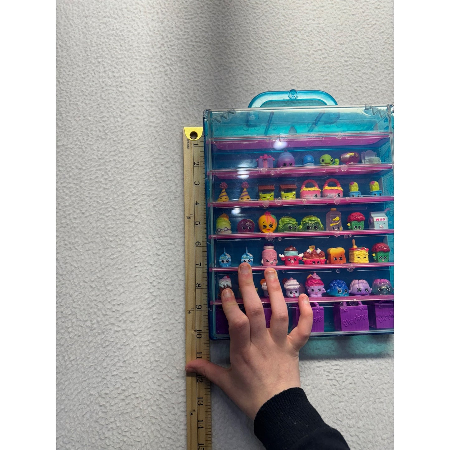 Shopkins Collectors Case With 38 Assorted Mini Figures & Blue Display Box #5925