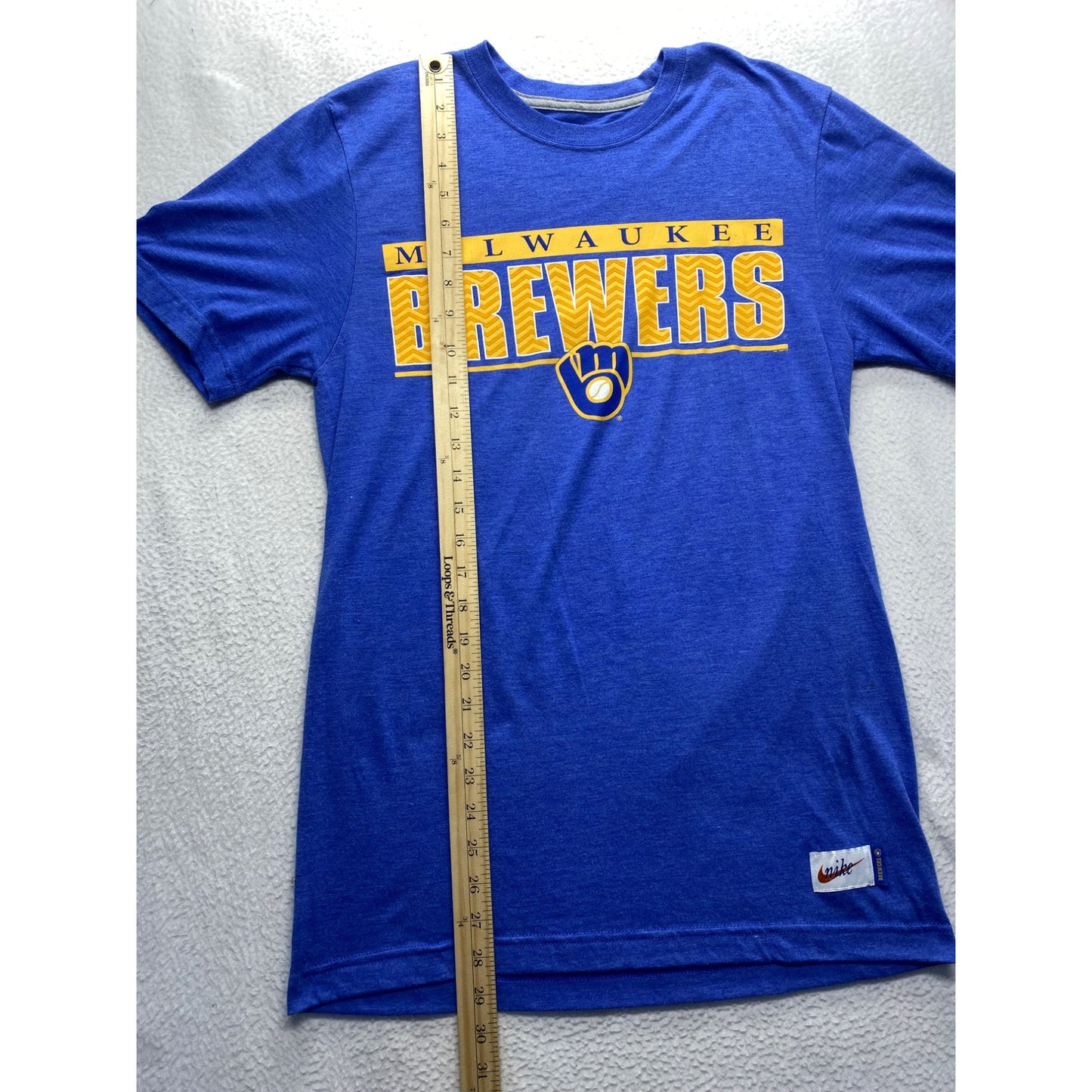 Nike Milwaukee Brewers Blue T-Shirt Regular Fit Small #7382