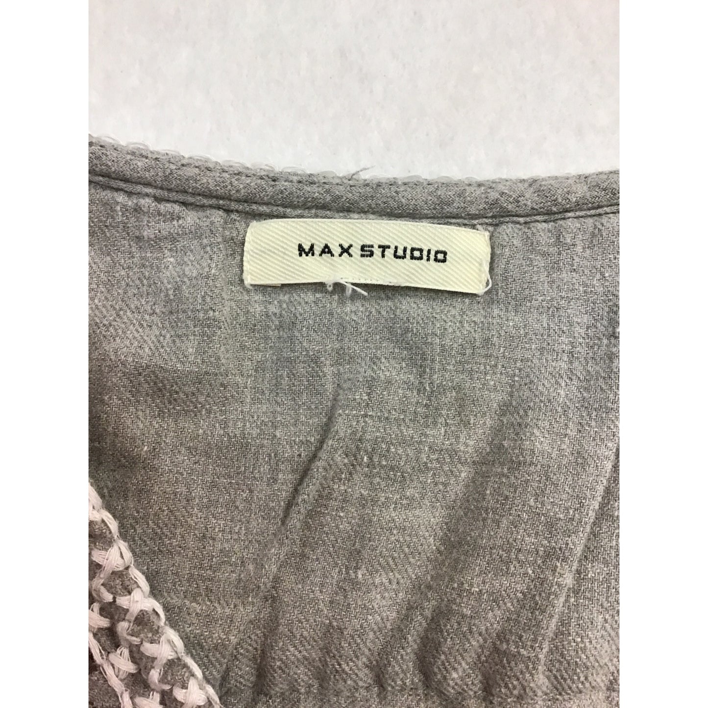 Bubble sleeve embroidered top