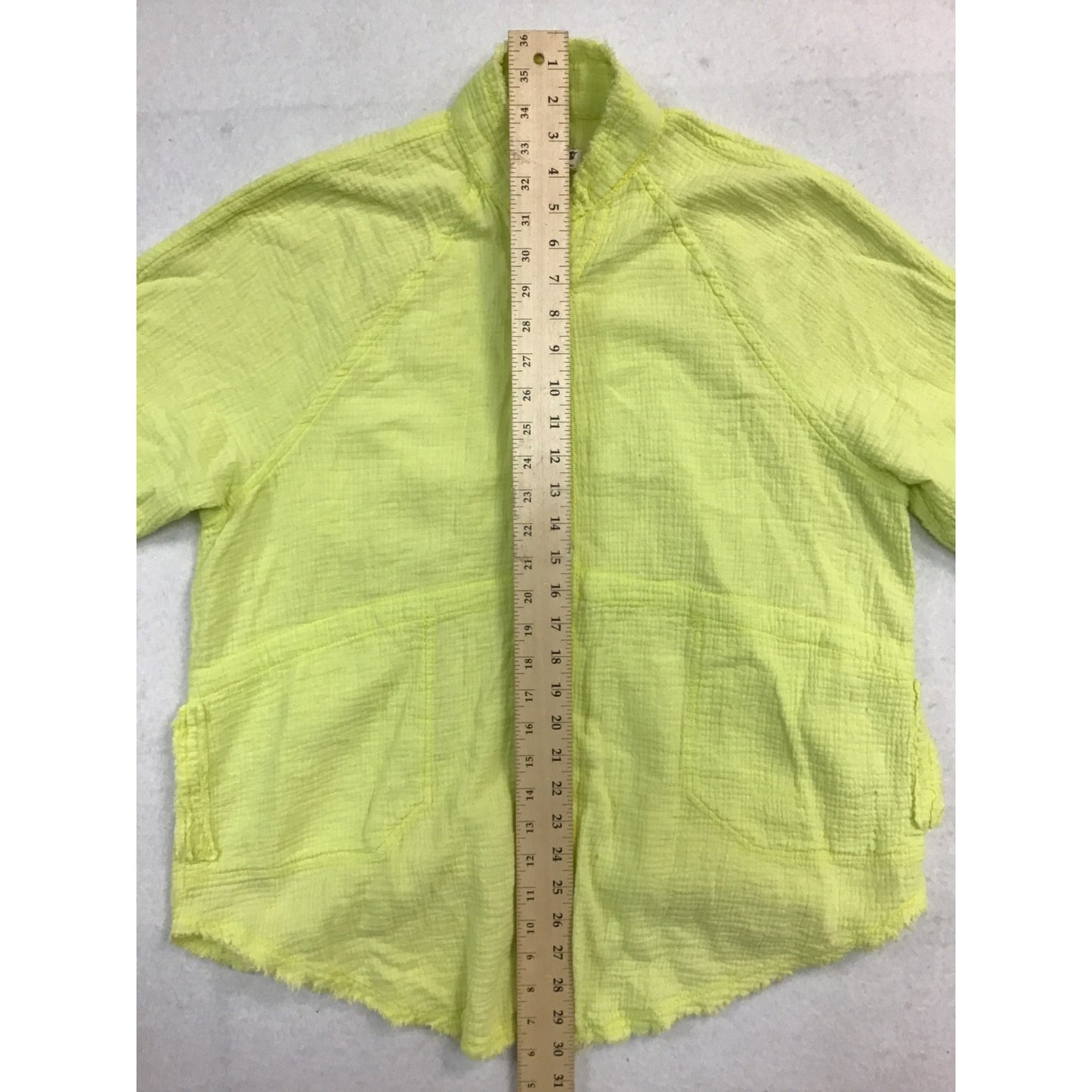 Women’s unique button up