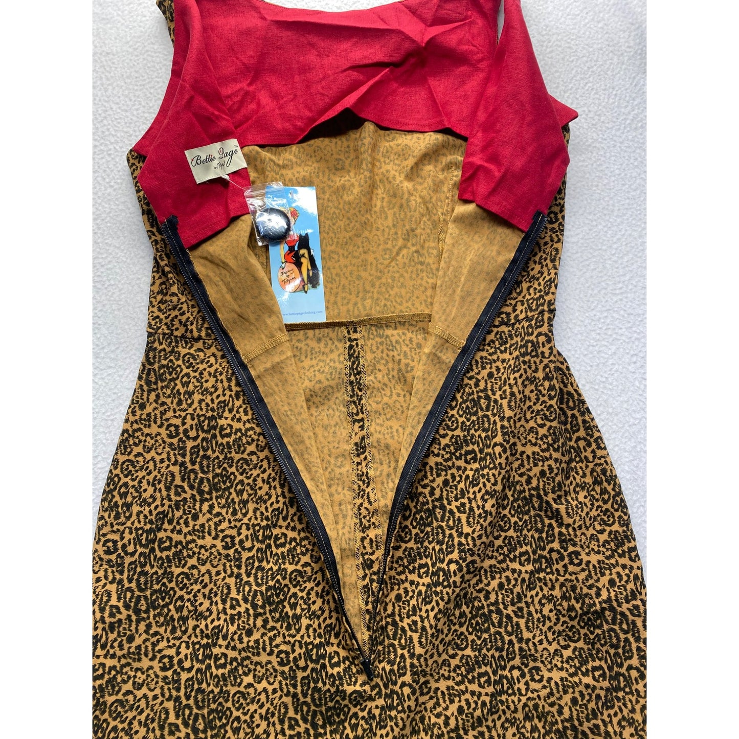 *BNWT* Bettie Page Leopard Print retro style dress #5684