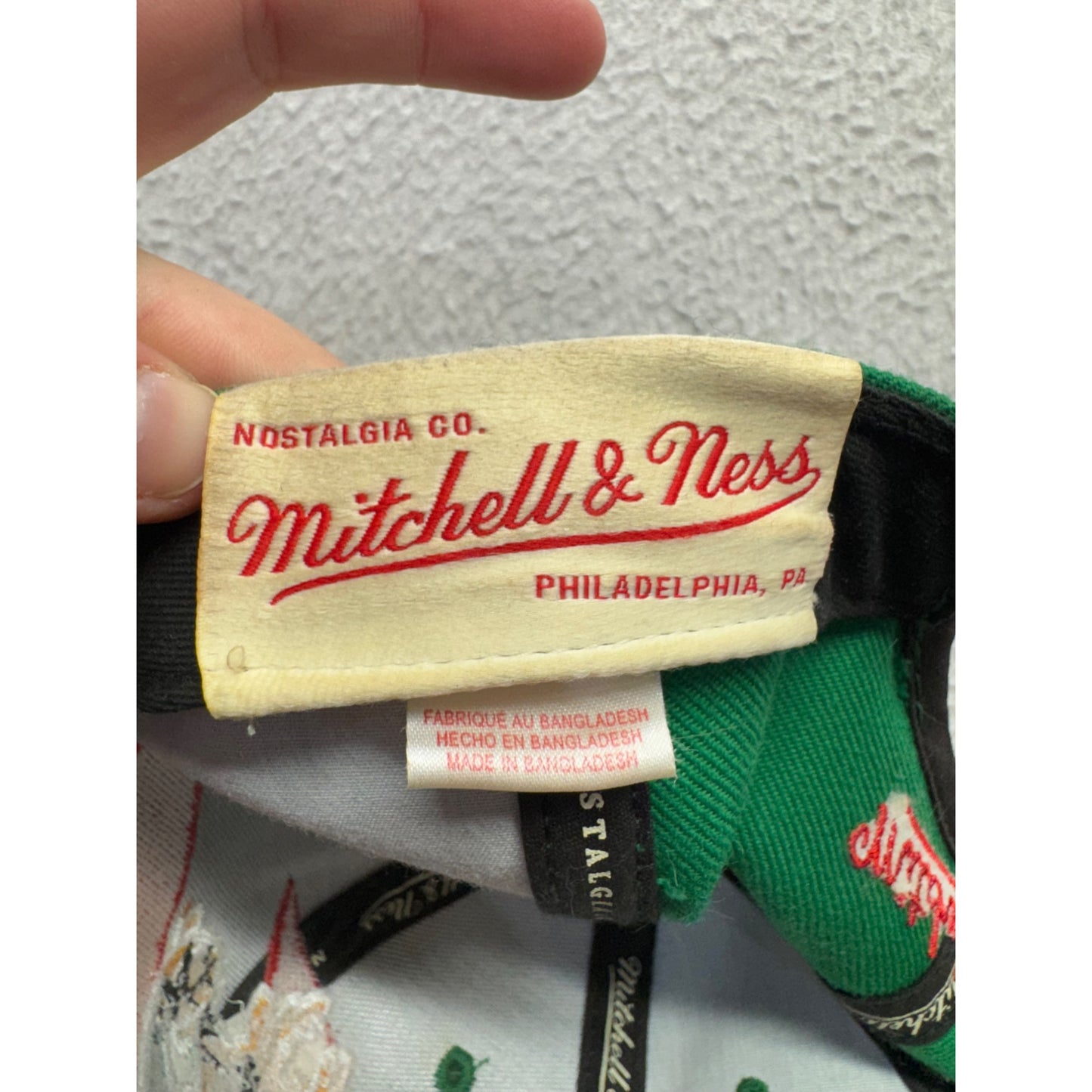 Mitchell & Ness Milwaukee Bucks Hardwood Classics Snapback Hat #7896
