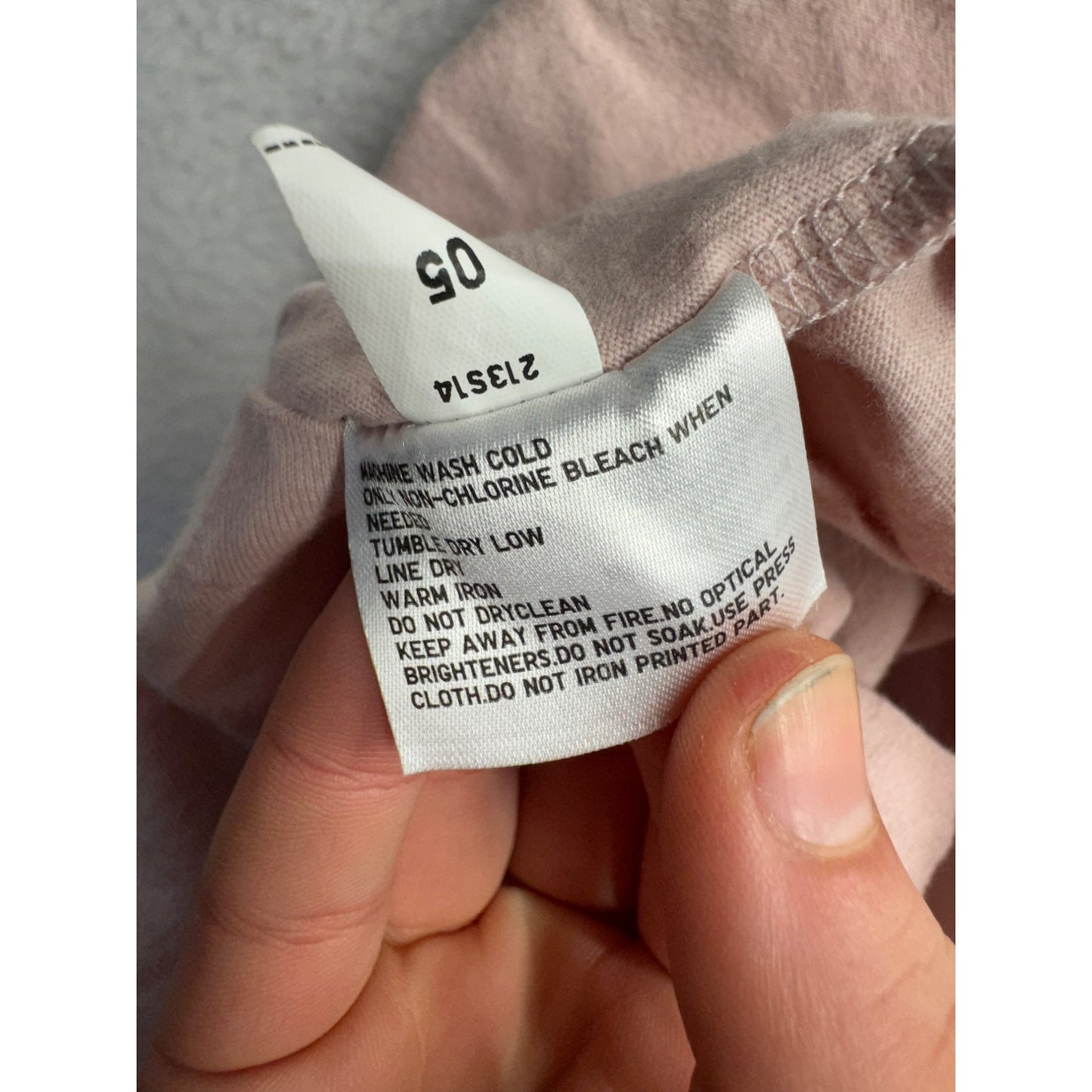 Women’s Nezuko Uniqlo UT Beige Graphic T-Shirt#5992