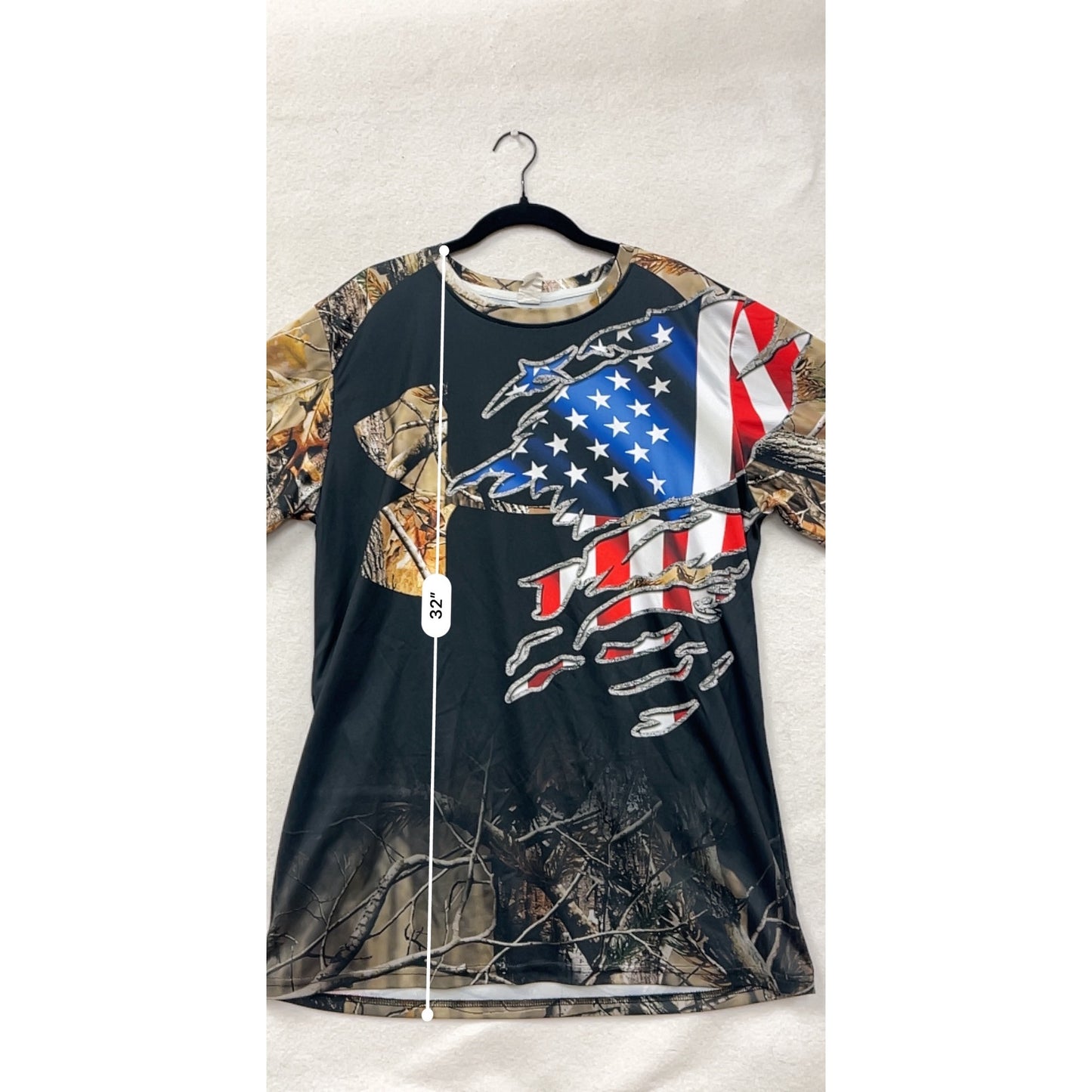 Under Armour Mens L Camo & USA Flag Graphic T-Shirt Deer Print Hunting Theme Black #6882