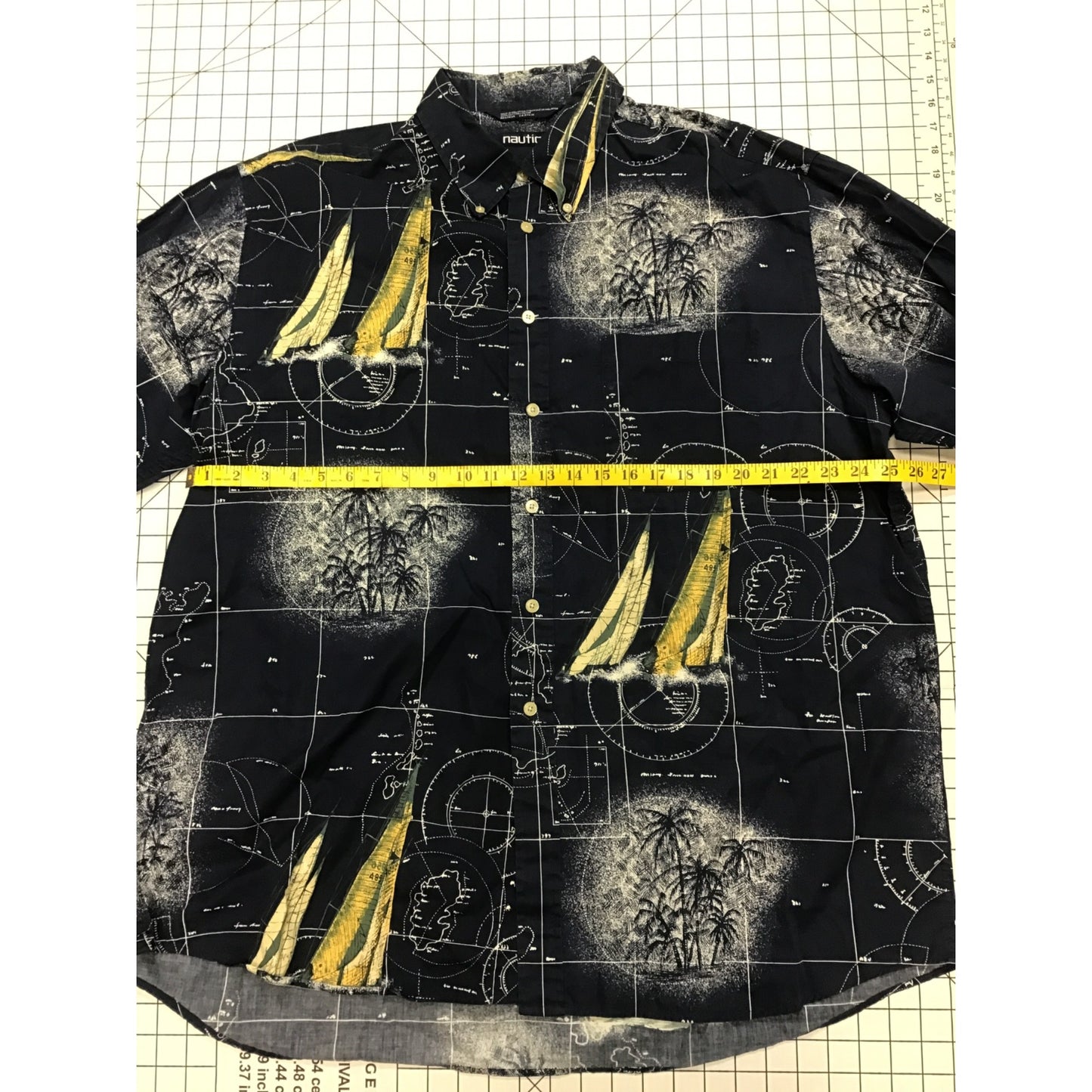 Men’s Vintage Sailboat ButtonUp