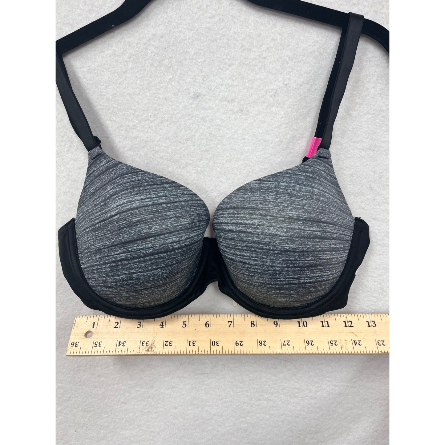 Victorias Secret Pink Lightly Lined Bra 34DD #6263