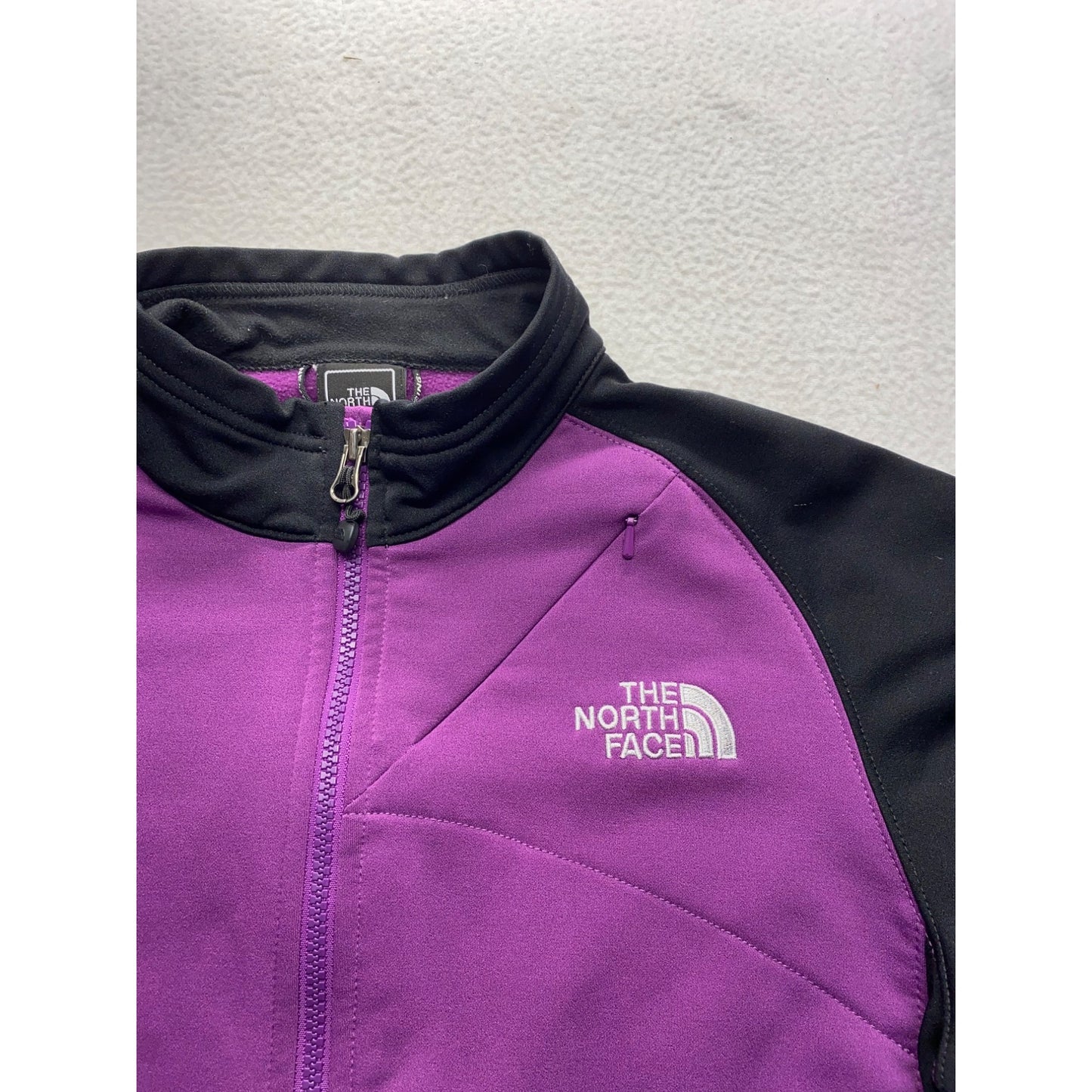 The North Face Womens Medium Purple & Black Zip-Up #7050