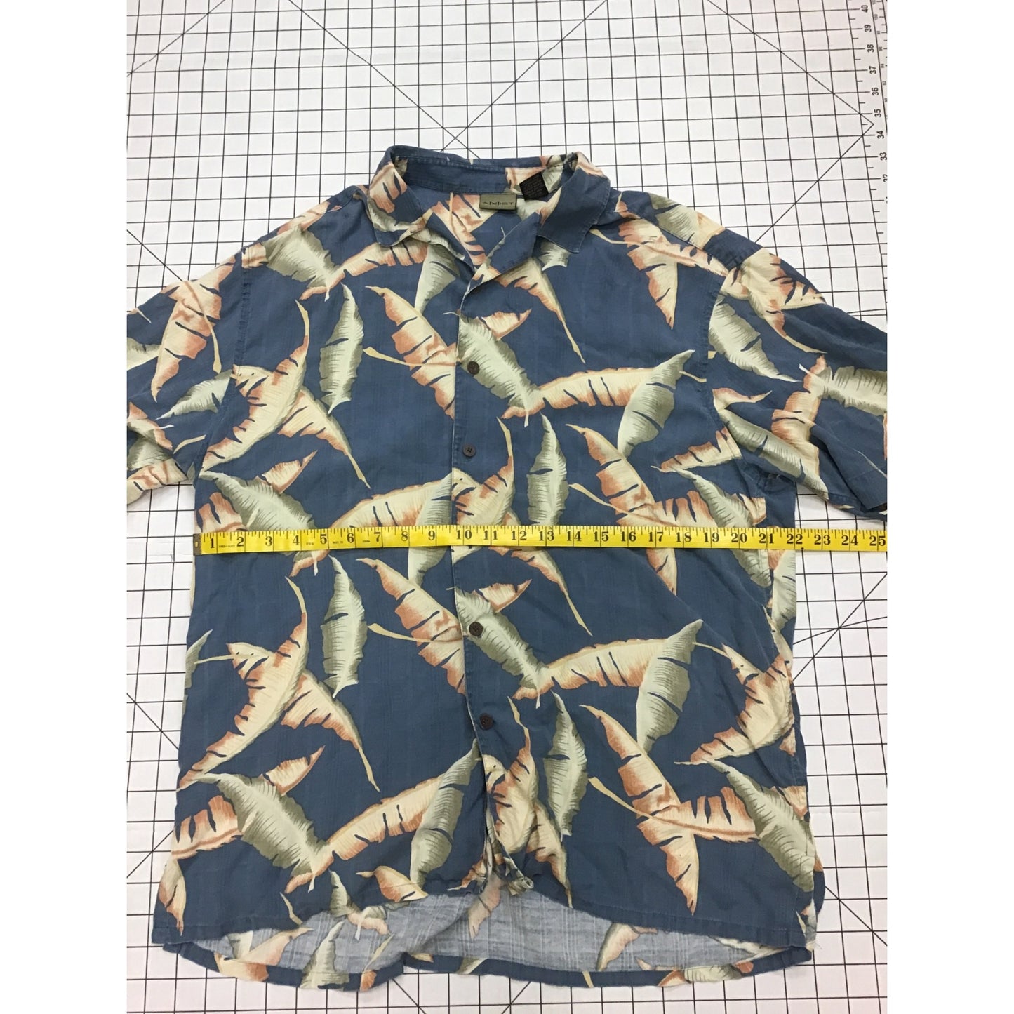 Men’s Silk Tropical ButtonUp
