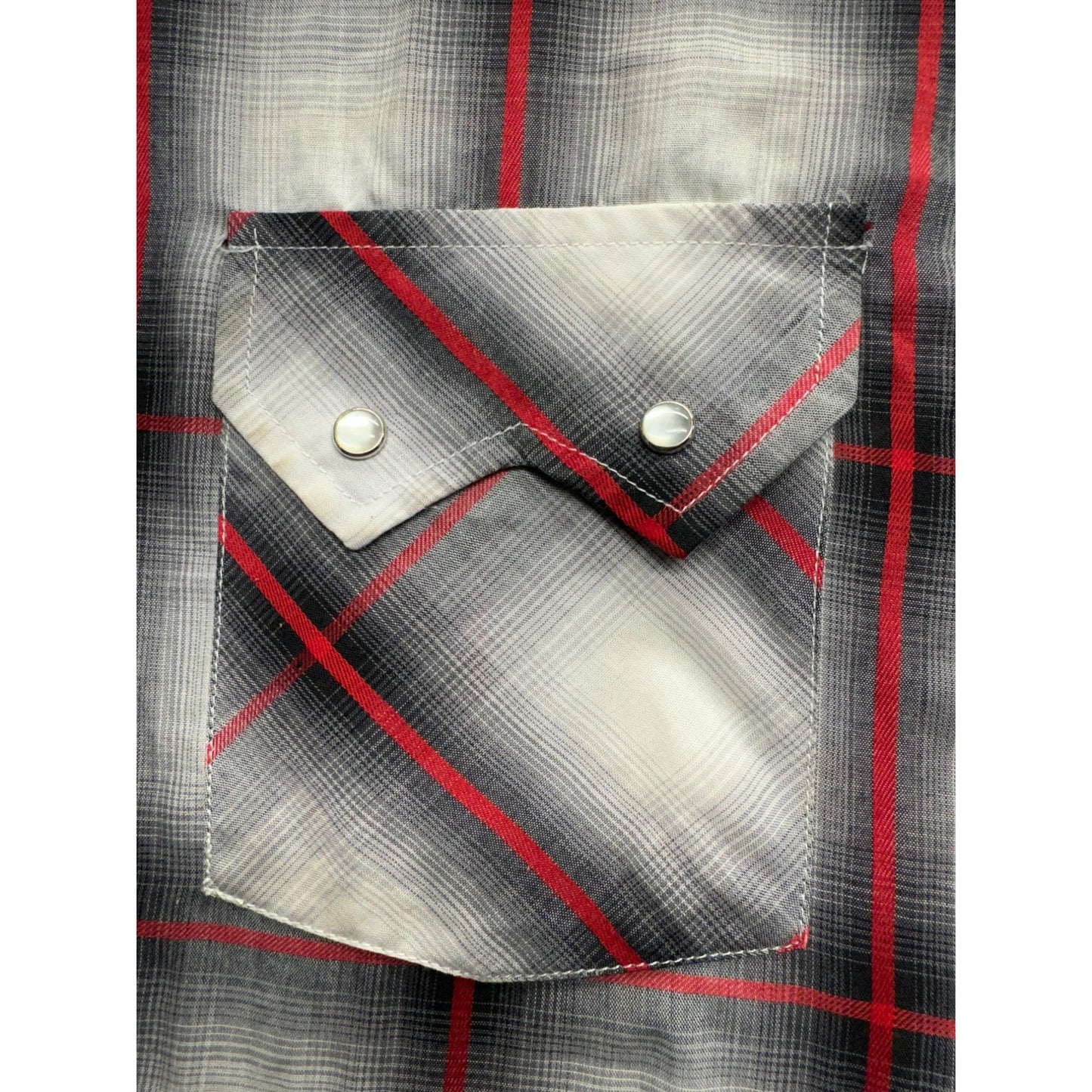 Men’s Vintage 90s Ely Cattleman Button down #5507