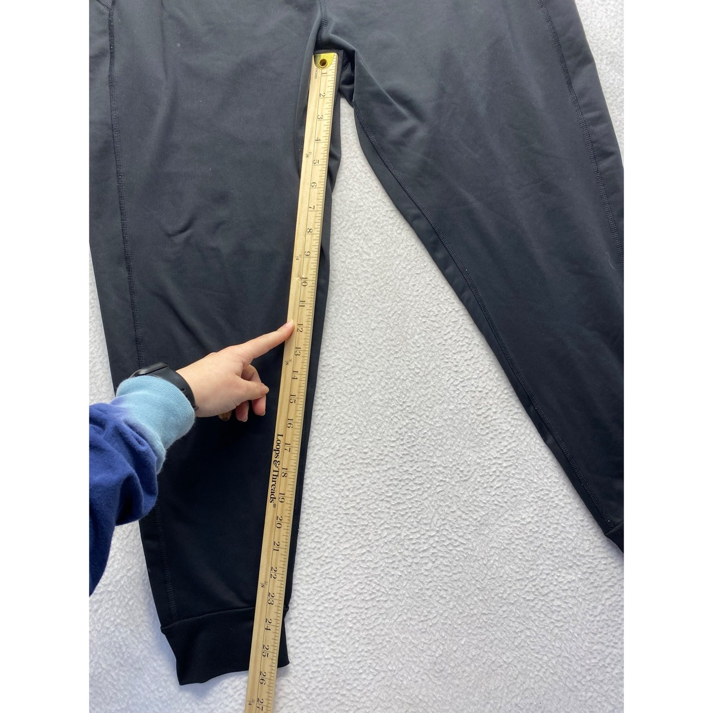 Nike Dri-Fit women’s Black Jogger capris XL #7021