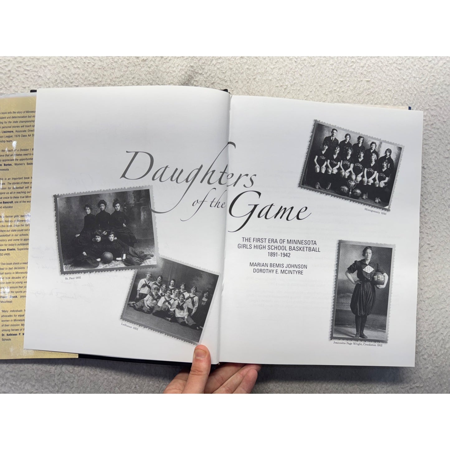 "Daughters Of The Game: The First Era Of Minnesota Girls High School Basketball #438B