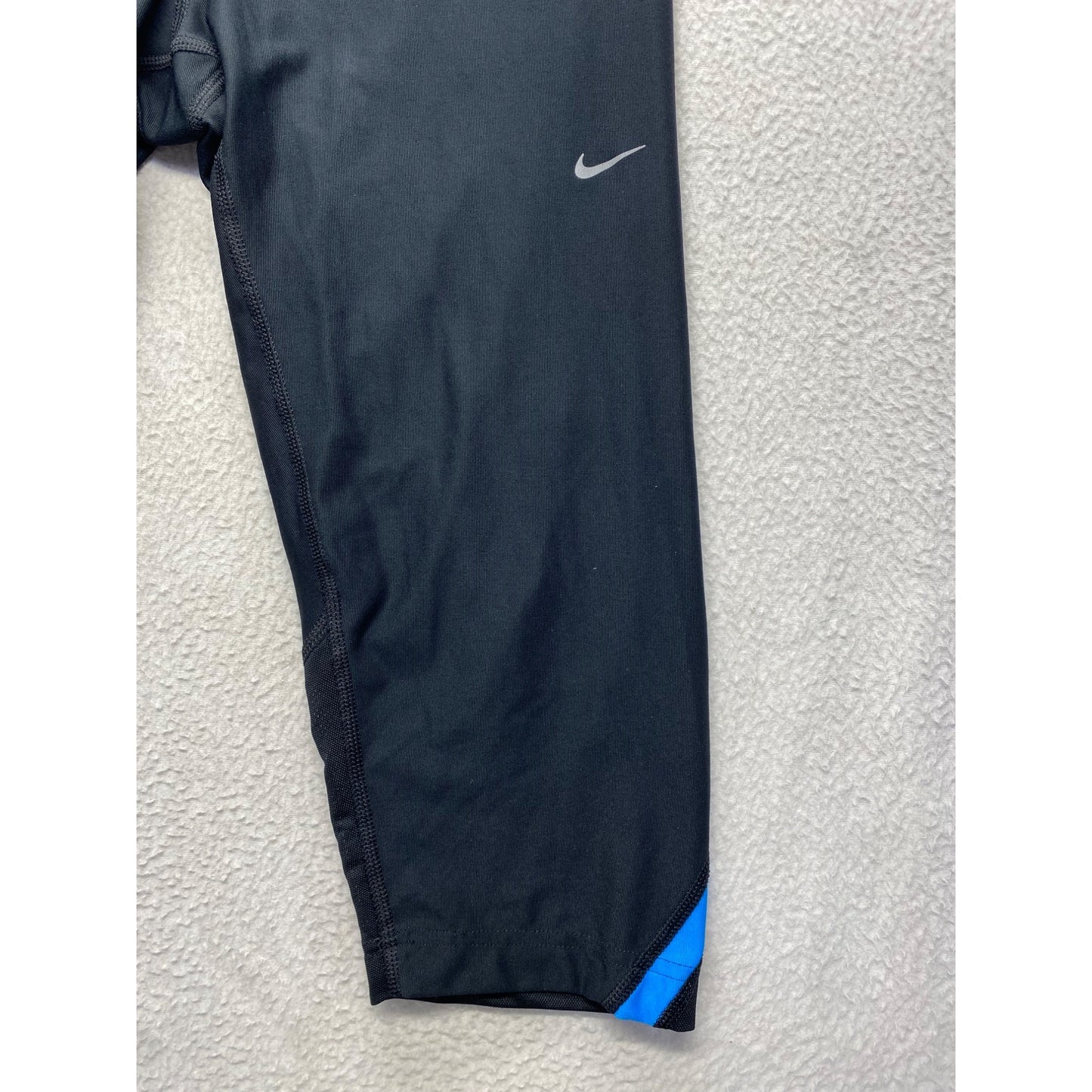 Nike Dri-Fit Black & Blue Running Capri Leggings With Zip Pocket #7345