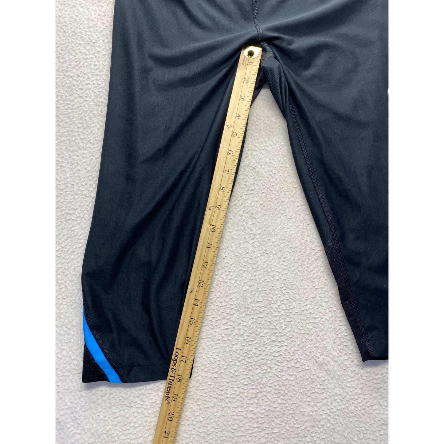 Nike Dri-Fit Black & Blue Running Capri Leggings With Zip Pocket #7345