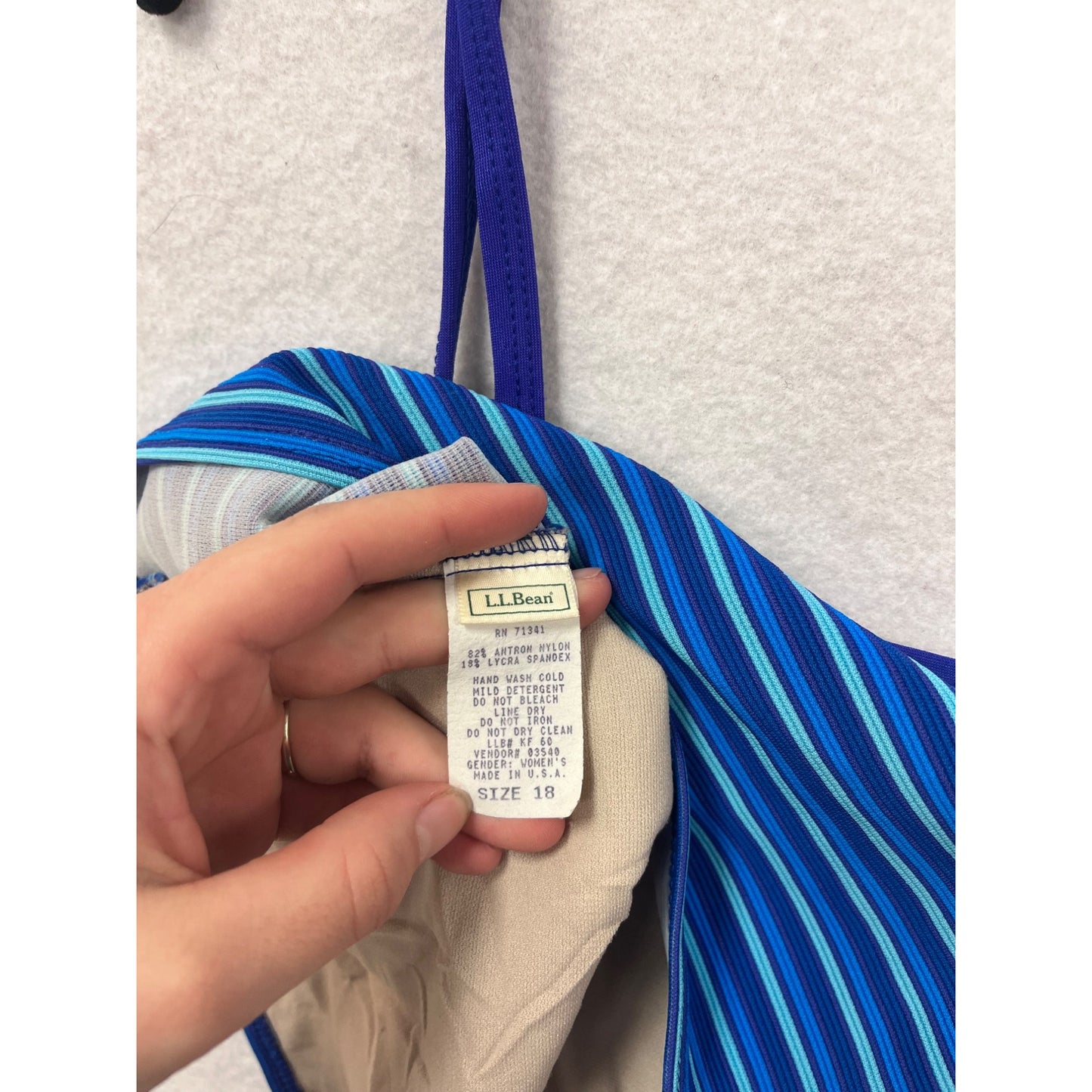 L.L.Bean Womens Size 18 Striped Blue Tankini Swim Top Adjustable Straps #6866
