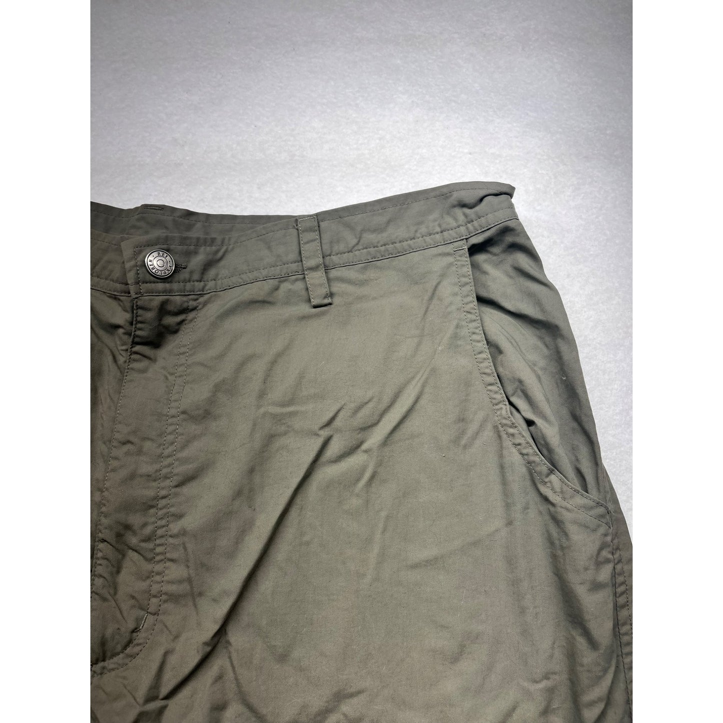 REI Explorer Men's Long Elastic Waist Hiking Pants #2974