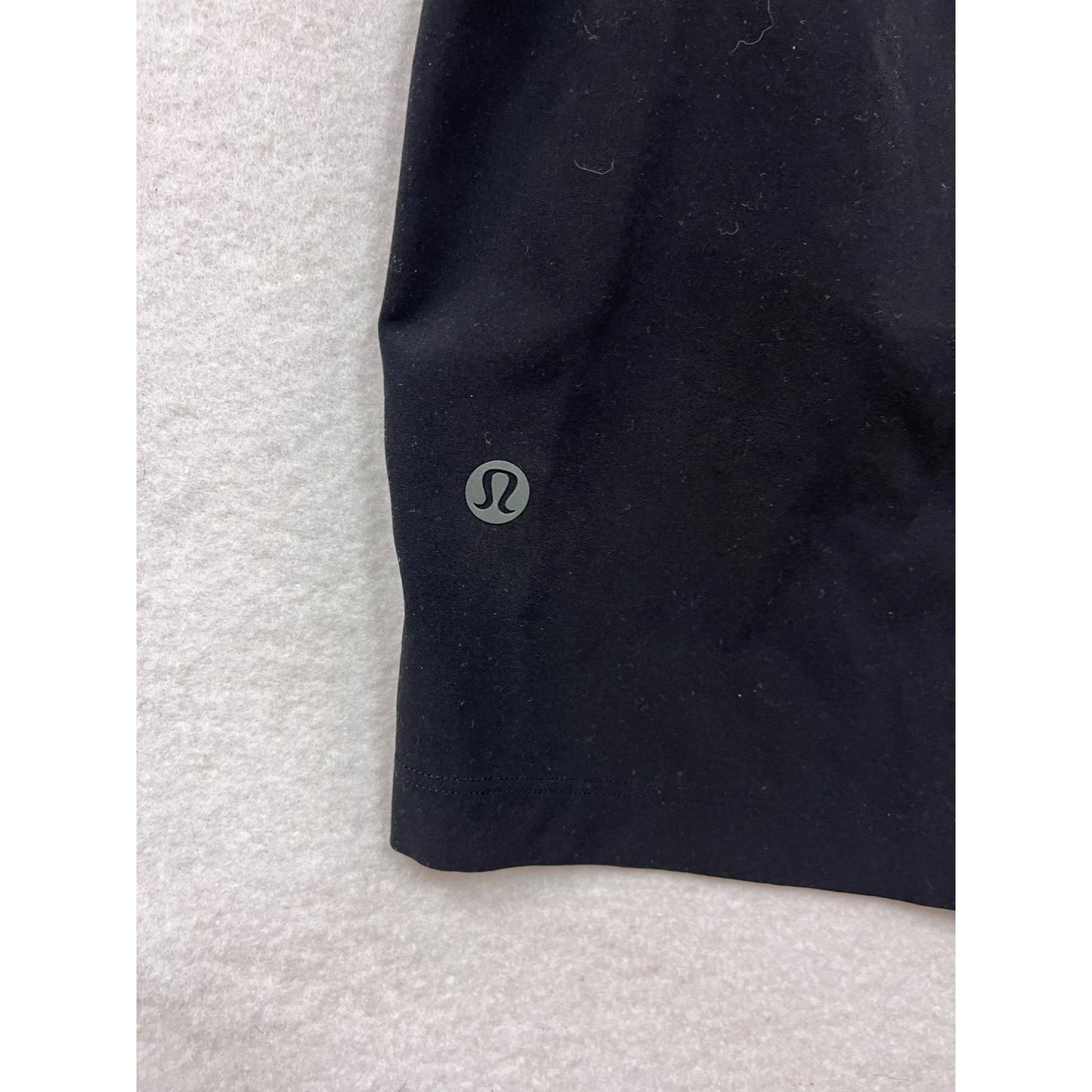 Lululemon Mens Small Black Athletic Shorts With Drawstring Waist #8067