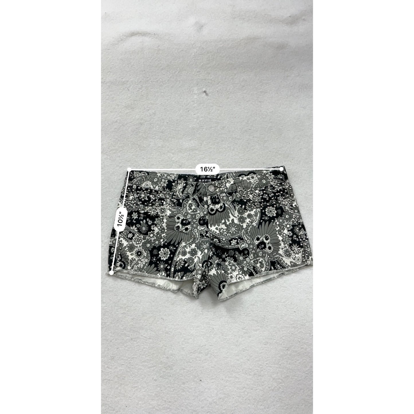 Womens Large Black & White Floral Print Studded Denim Shorts #8040