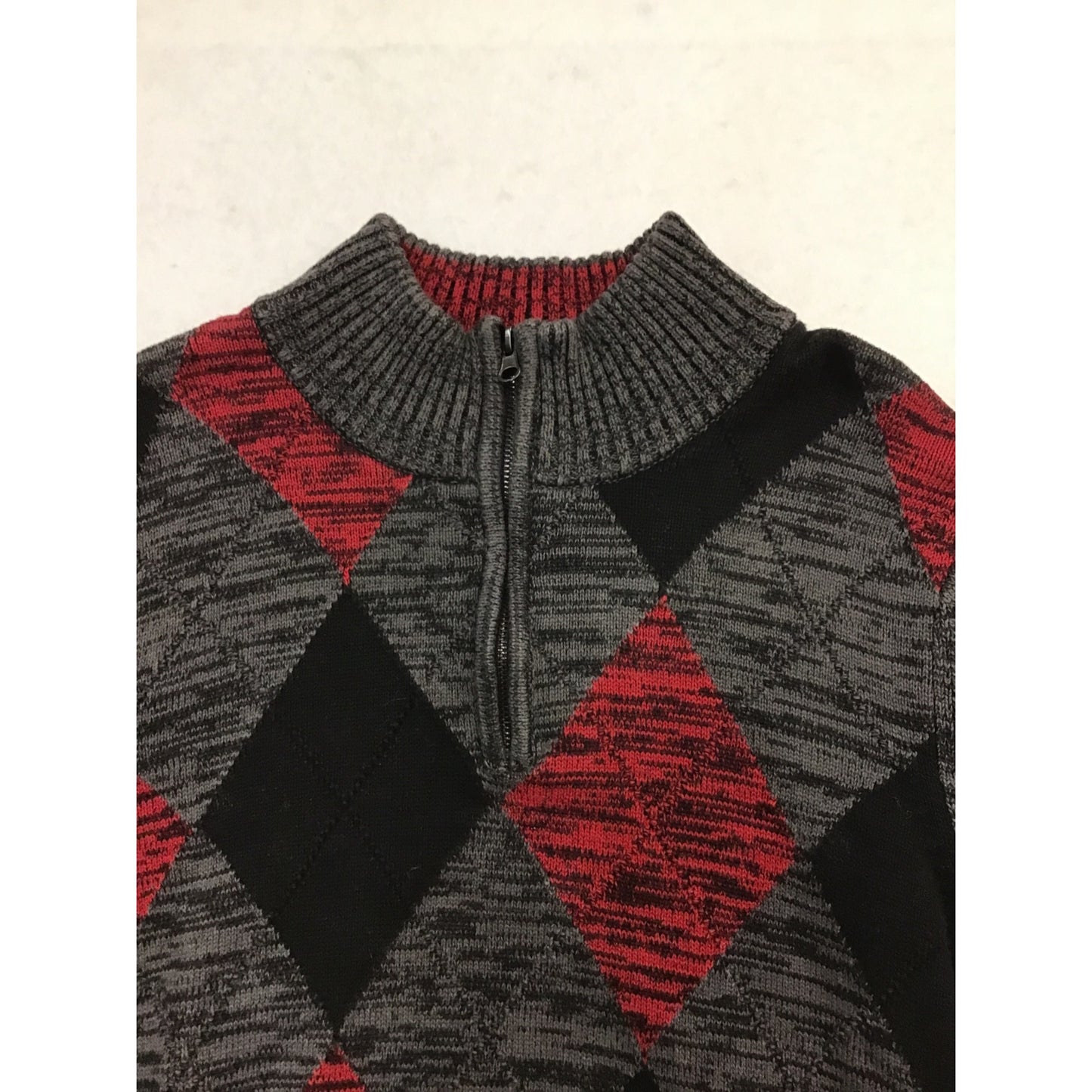 Men’s Diamond Patterned Quarter-Zip
