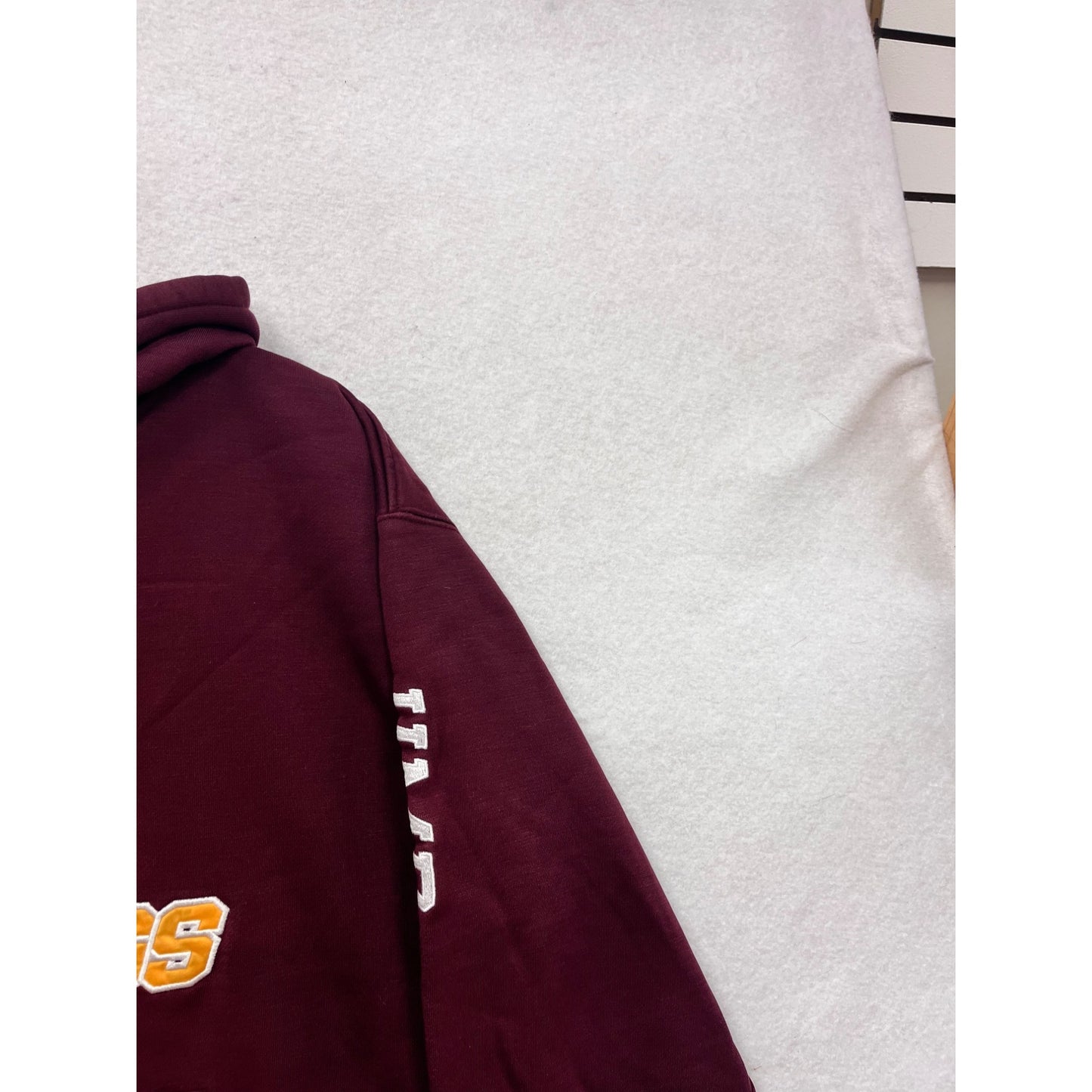 Champion Bulldogs Maroon Hoodie Mens L #76A