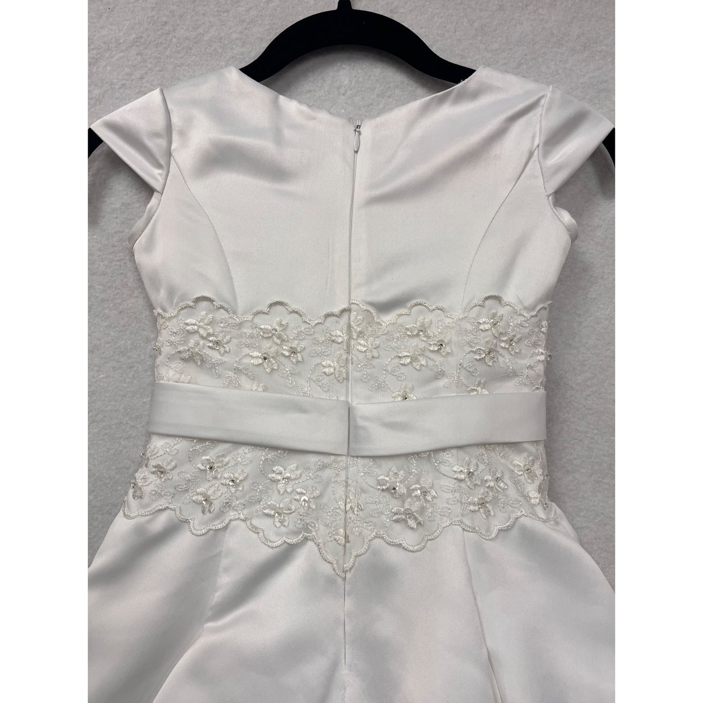 Girls size 6X White Formal Dress Designed by Lauren Marie #6326