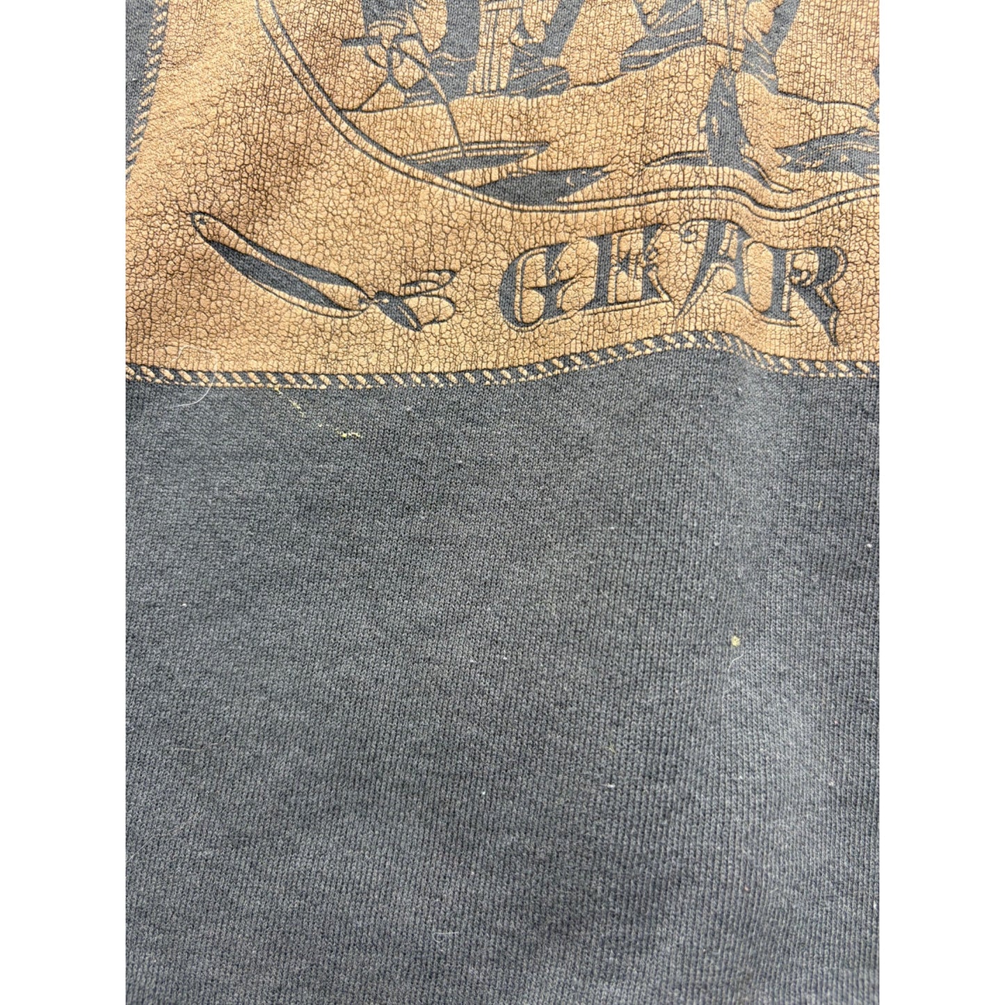 Vintage Outdoor Expedition Gear Graphic Sweatshirt #7593