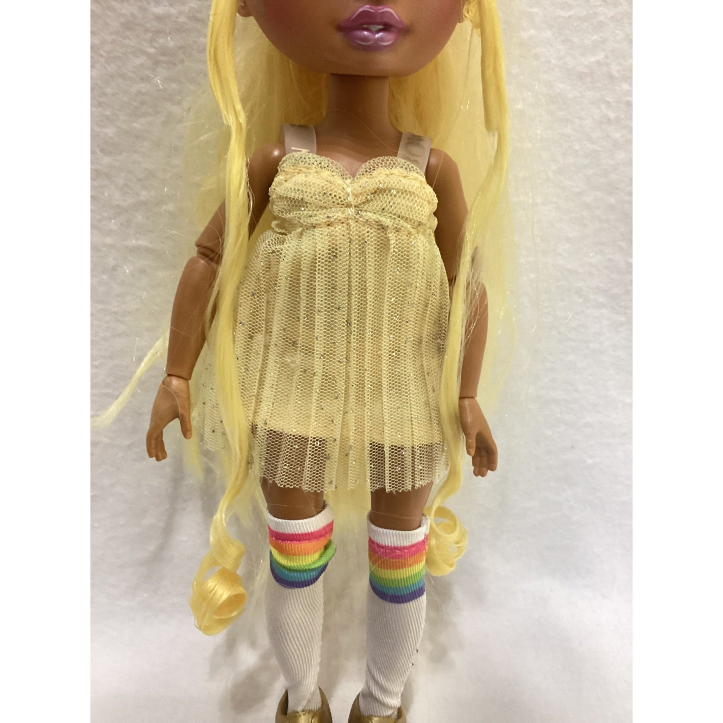 Yellow Raibow High Doll