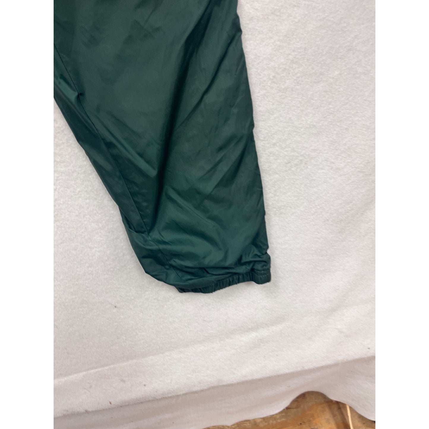 Mens Medium Pinnacle Green Snap Side Nylon Track Pants #8395