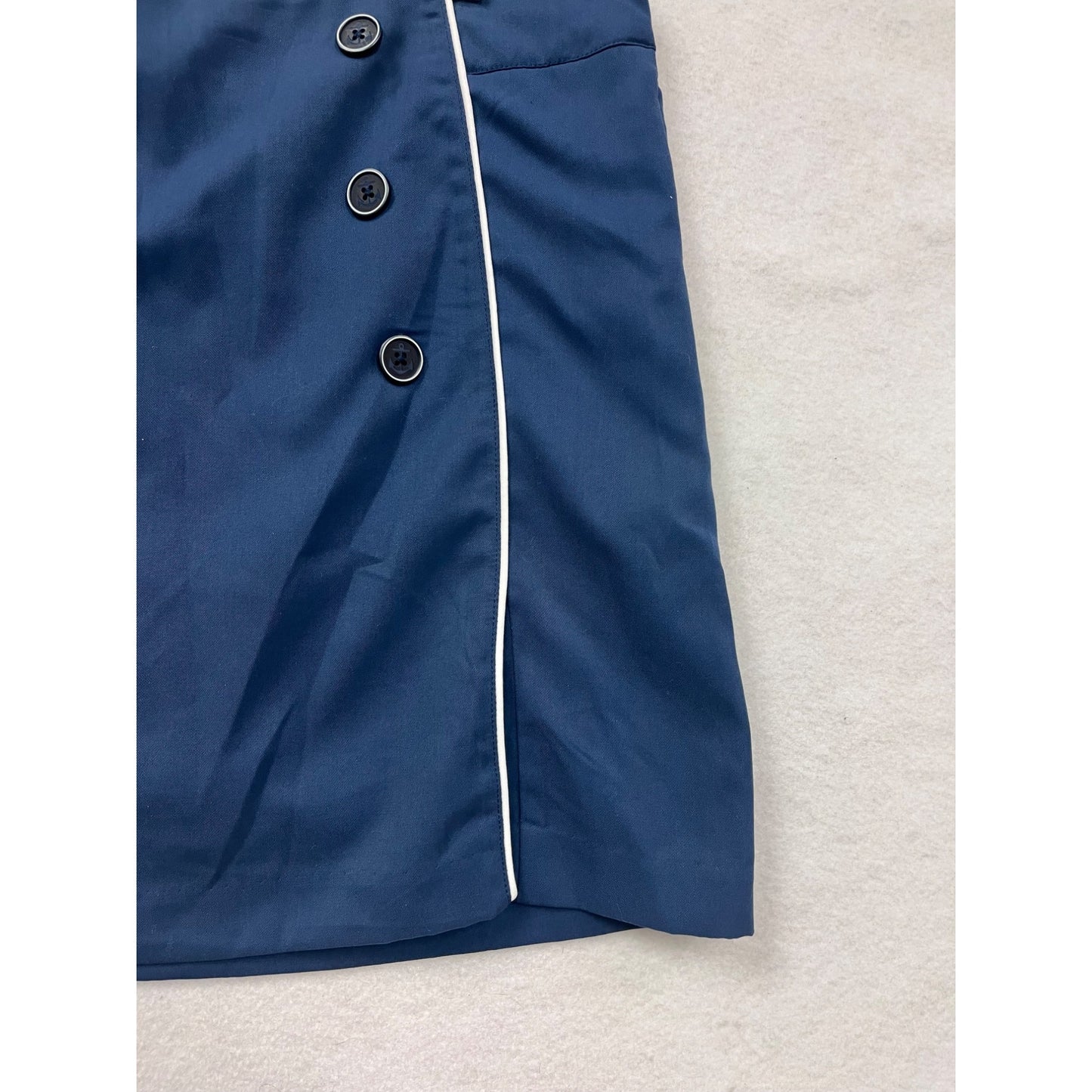 Izod Golf Womens Navy Blue Skort Size 10 With Button Details & White Piping 100% Polyester Lightweight & Stylish #6887