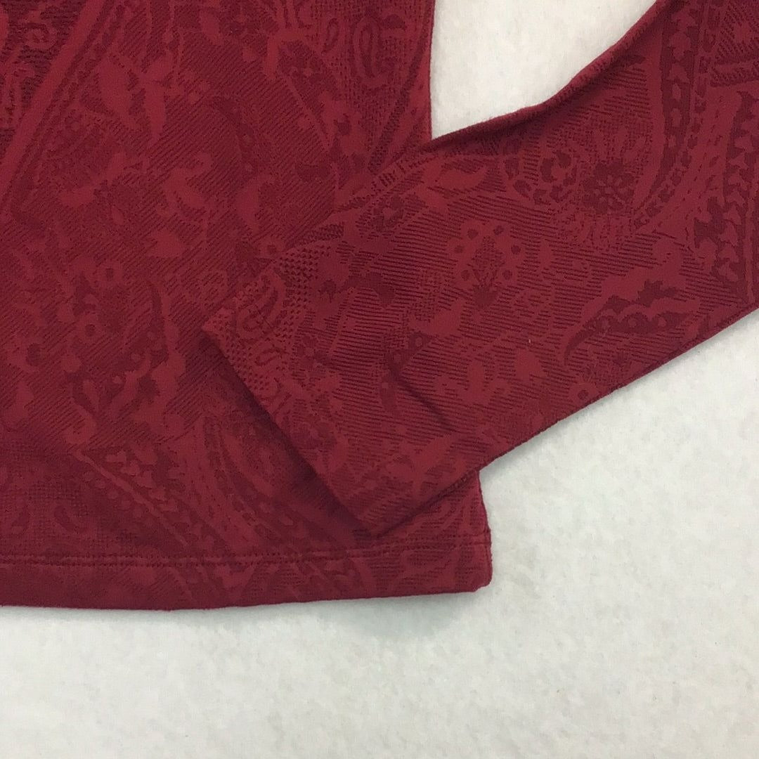 Women’s Lace Pattern Top