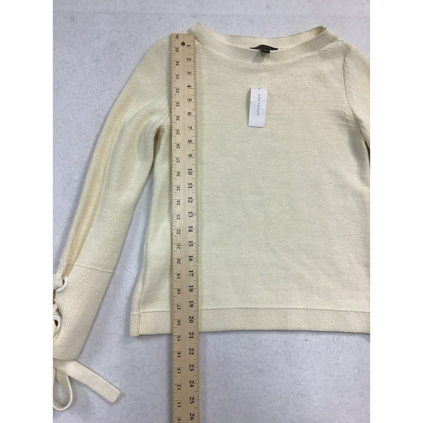 Women’s Coquette sweater