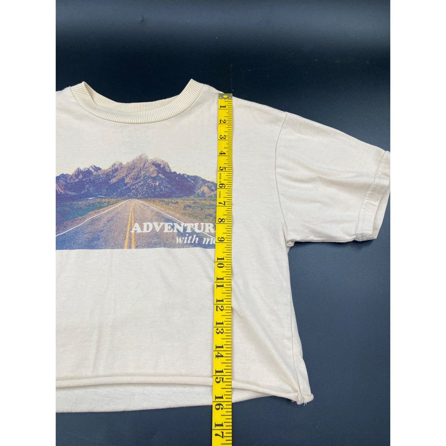 Women’s Graphic Crop-Top