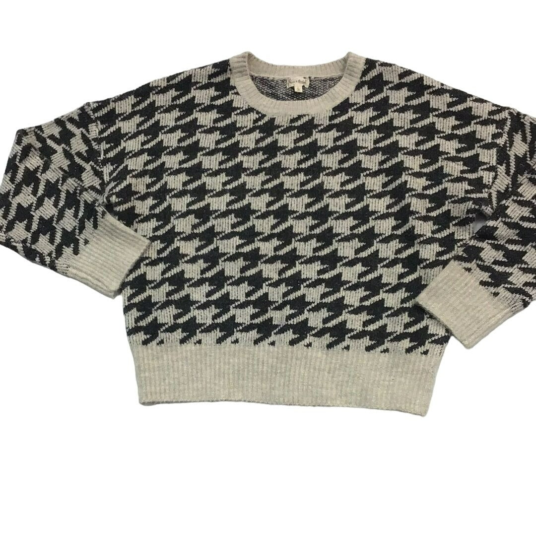 Women’s Knitted Sweater
