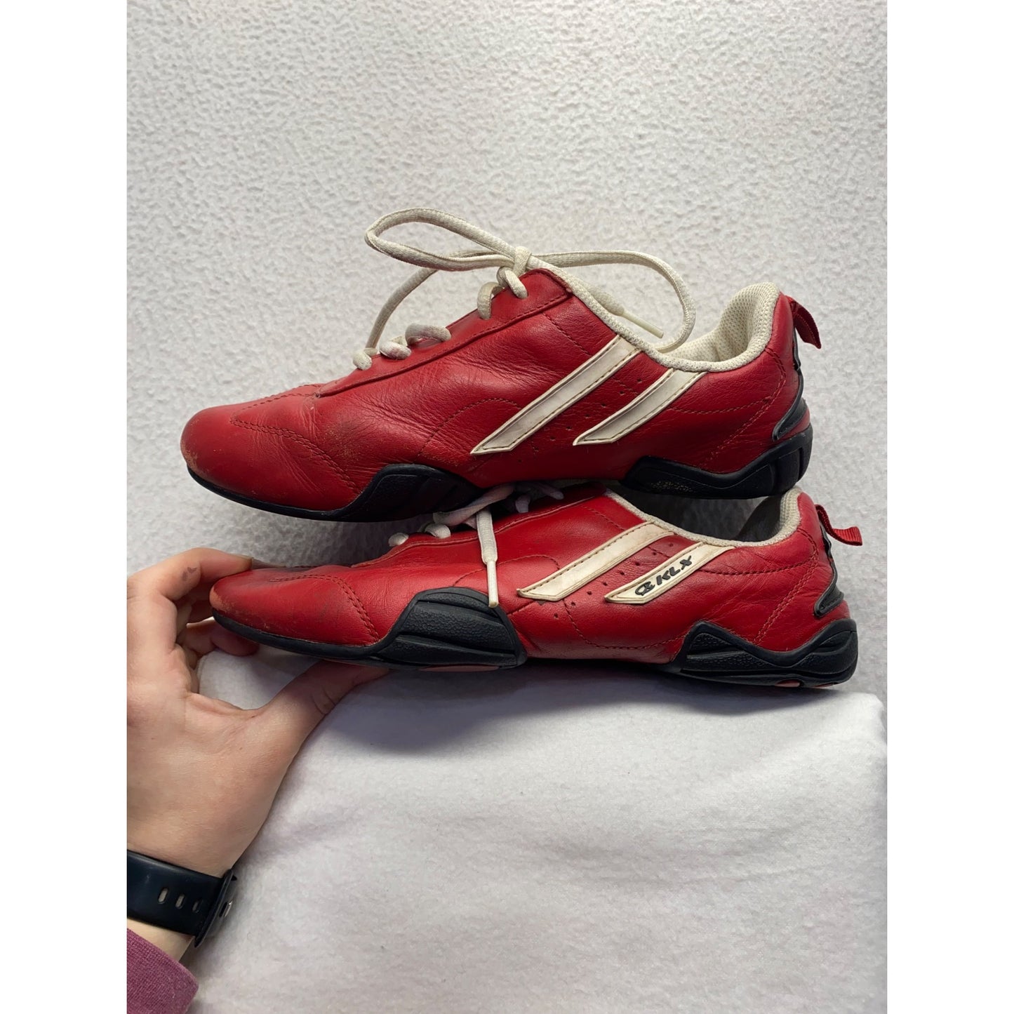 Red & Cream R-Kix Womens Leather Sneakers Size 7 Casual Athletic Shoes #7209