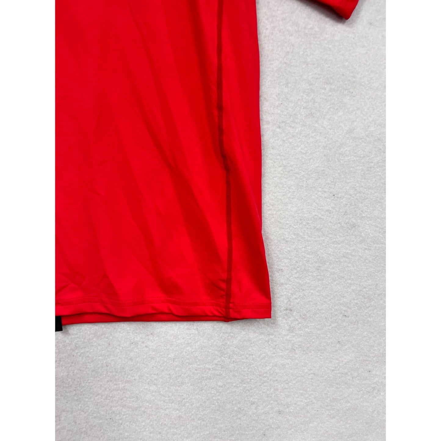 The Ritz-Carlton Turks & Caicos Red Short Sleeve Shirt S #897A