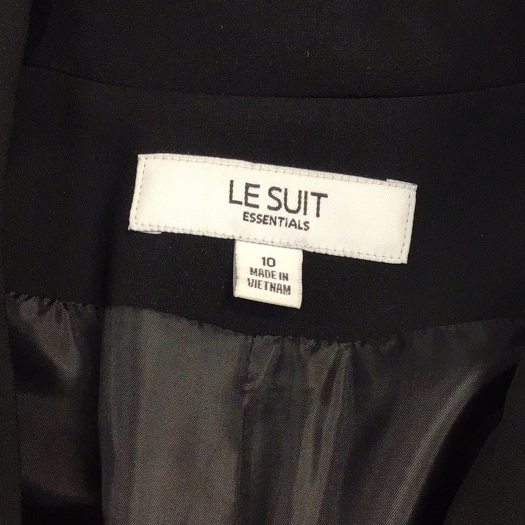 Le Suit Essentials