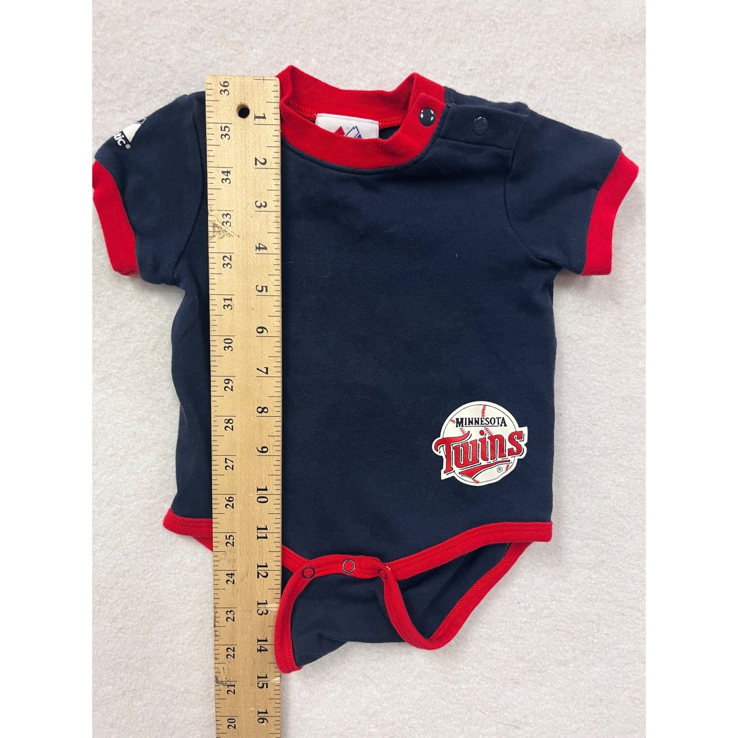 Minnesota Twins Baby Bodysuit 6/9M Navy & Red #6549
