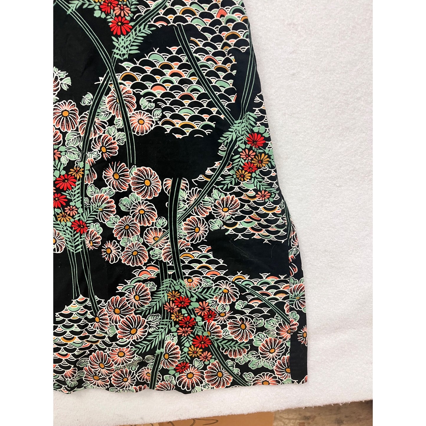 Vintage 1990s Forever 21 Floral Pattern Black Midi Dress With Cap Sleeves & Button Detail #6951