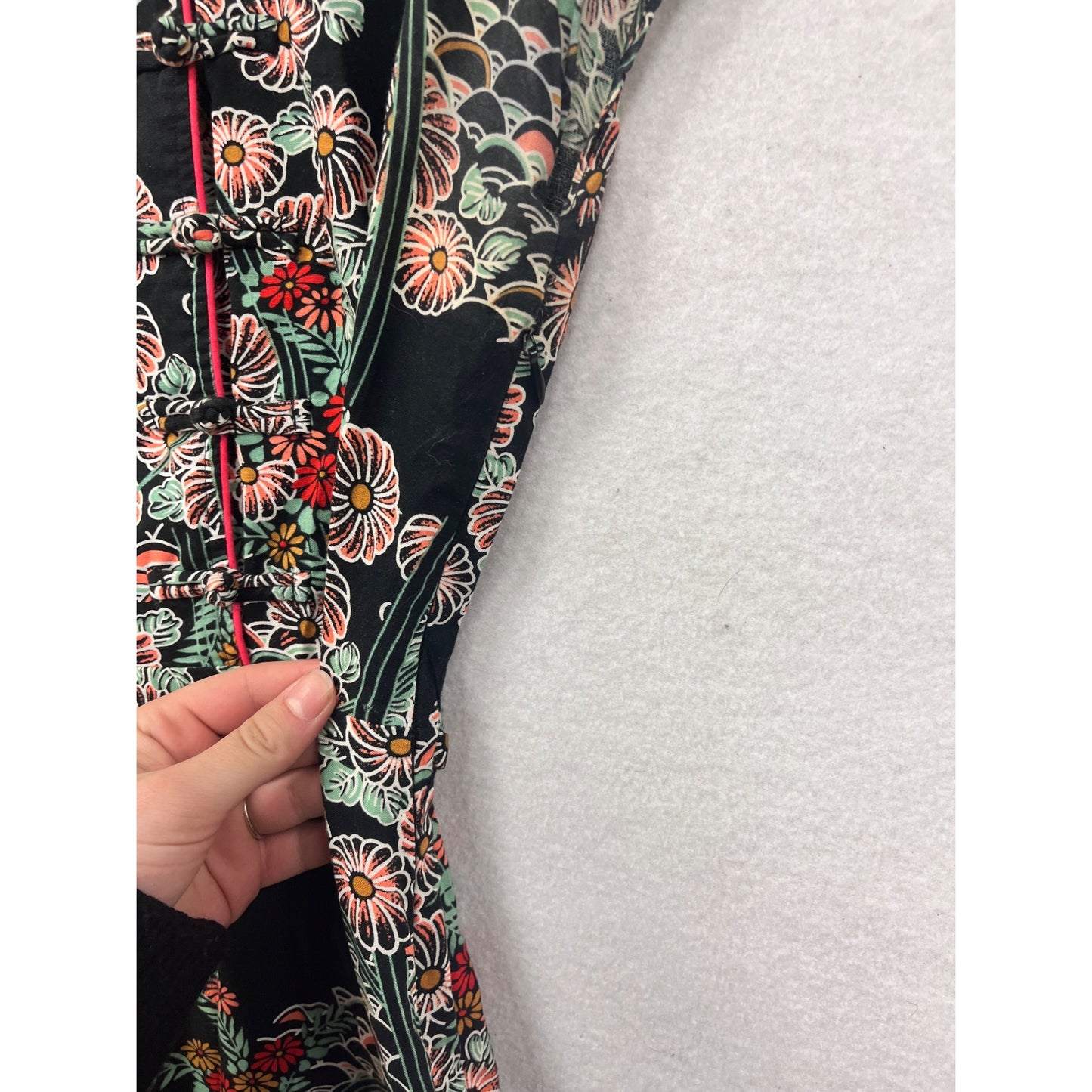 Vintage 1990s Forever 21 Floral Pattern Black Midi Dress With Cap Sleeves & Button Detail #6951