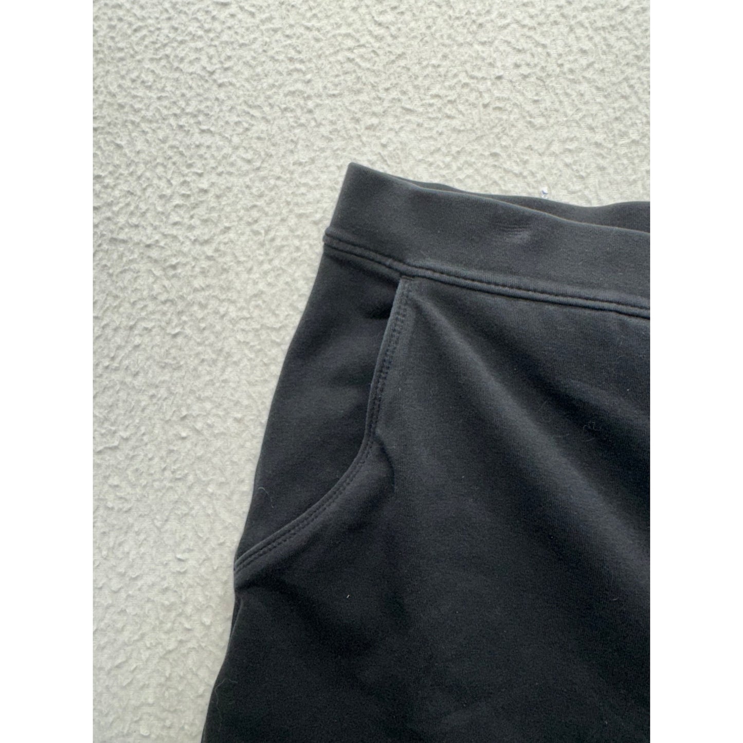 L.L.Bean Black Cotton Lycra Blend M Pants #9165
