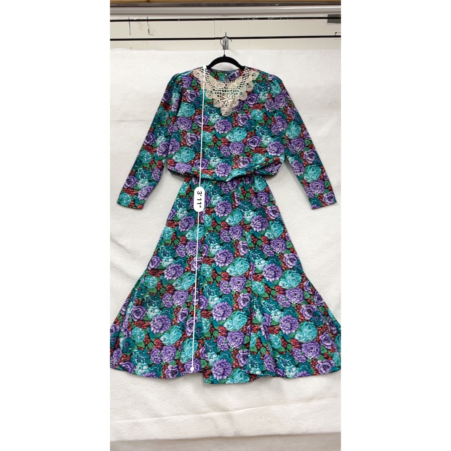Vintage Medium 80s Starlo Floral Dress With Crochet Lace Collar & Long Sleeves #8017