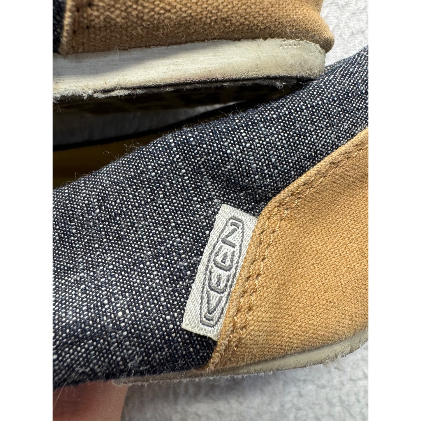 Keen Canvas Ballet Flats Size 10 Denim & Tan #9015