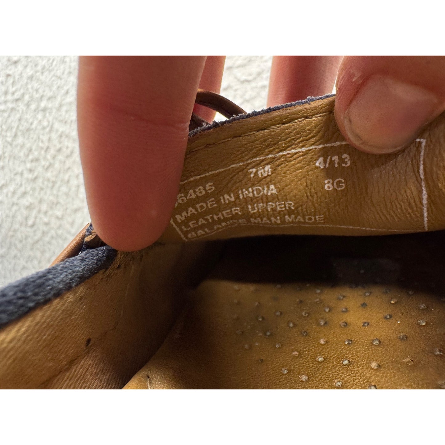 Clarks Navy Suede Moccasins With Tan Laces & Rubber Soles Size 8 #9414