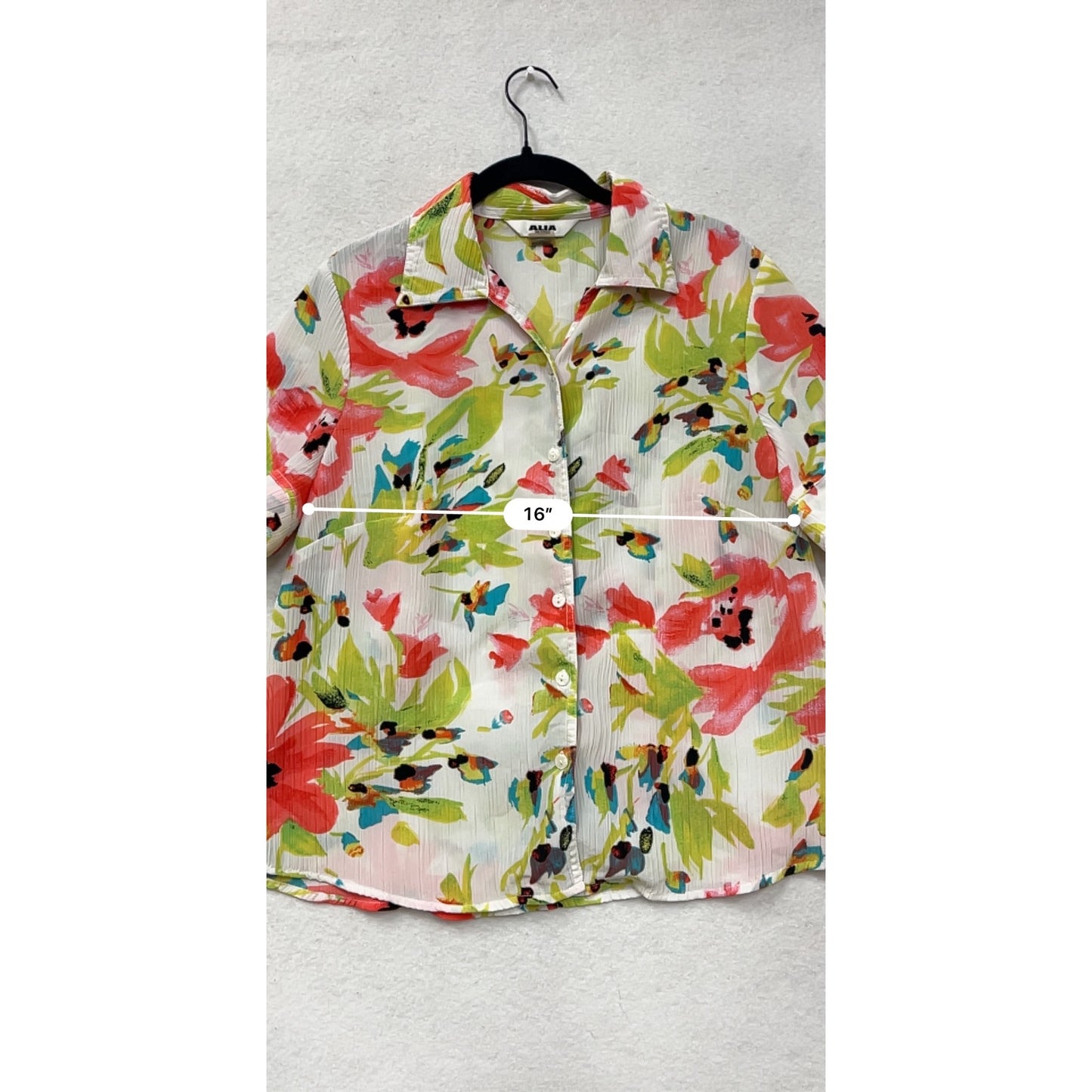 Alia Petites Floral Short Sleeve Button-Up Blouse #8851