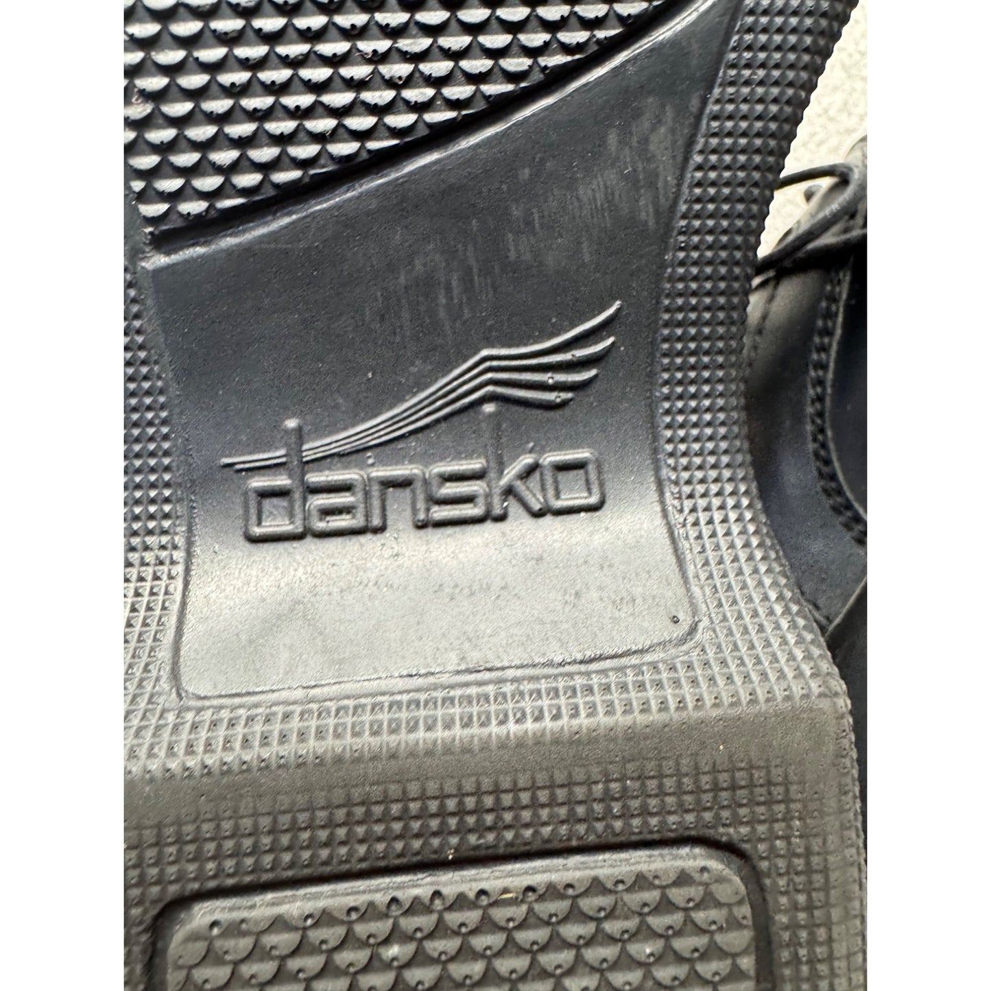 Dansko Black Oxford Leather Wingtip Shoes Sz 38 EU Comfortable Sole 348B