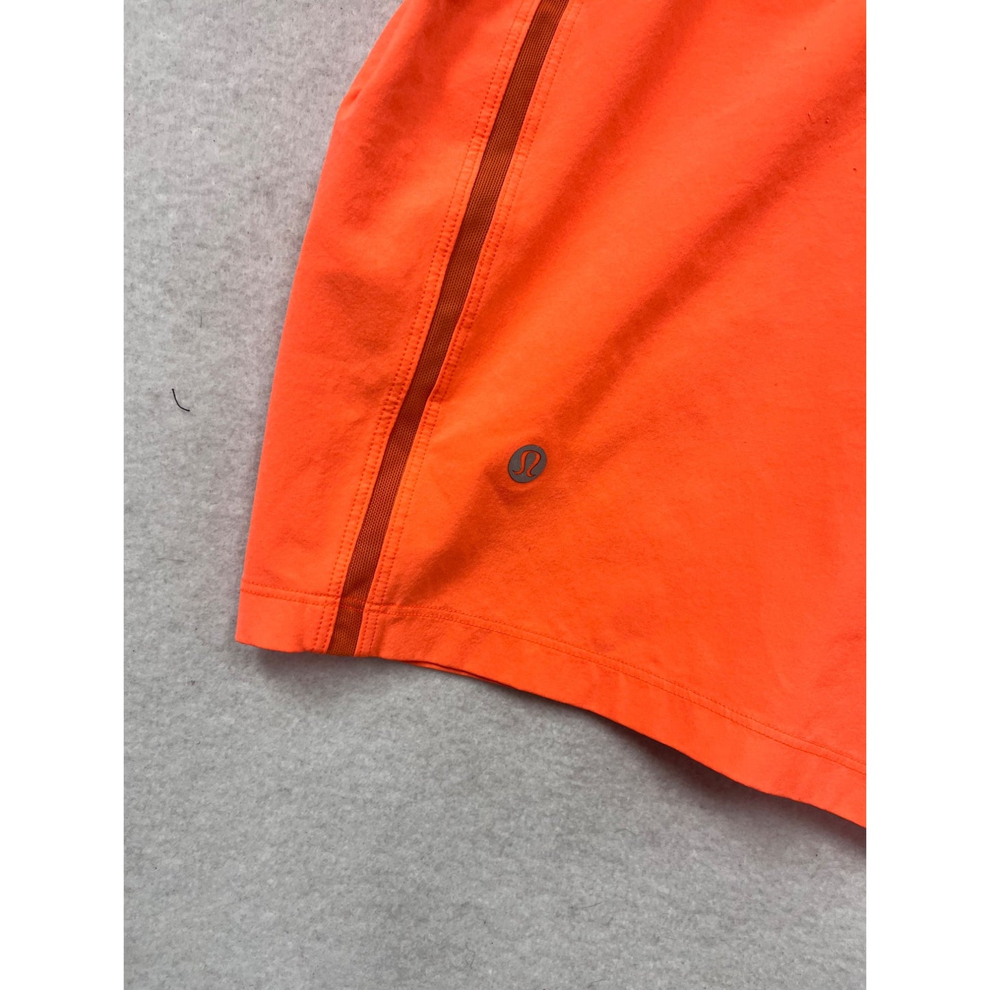 Lululemon Mens Orange Athletic Shorts S #253A