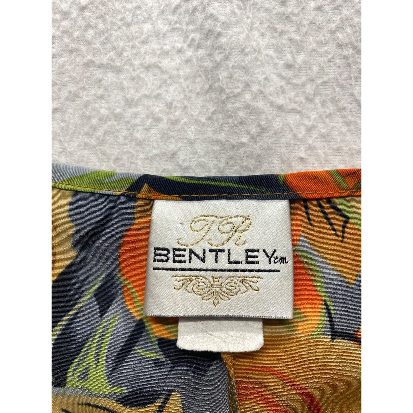 Vintage Bentley Womens Floral Short Sleeve Top #5895