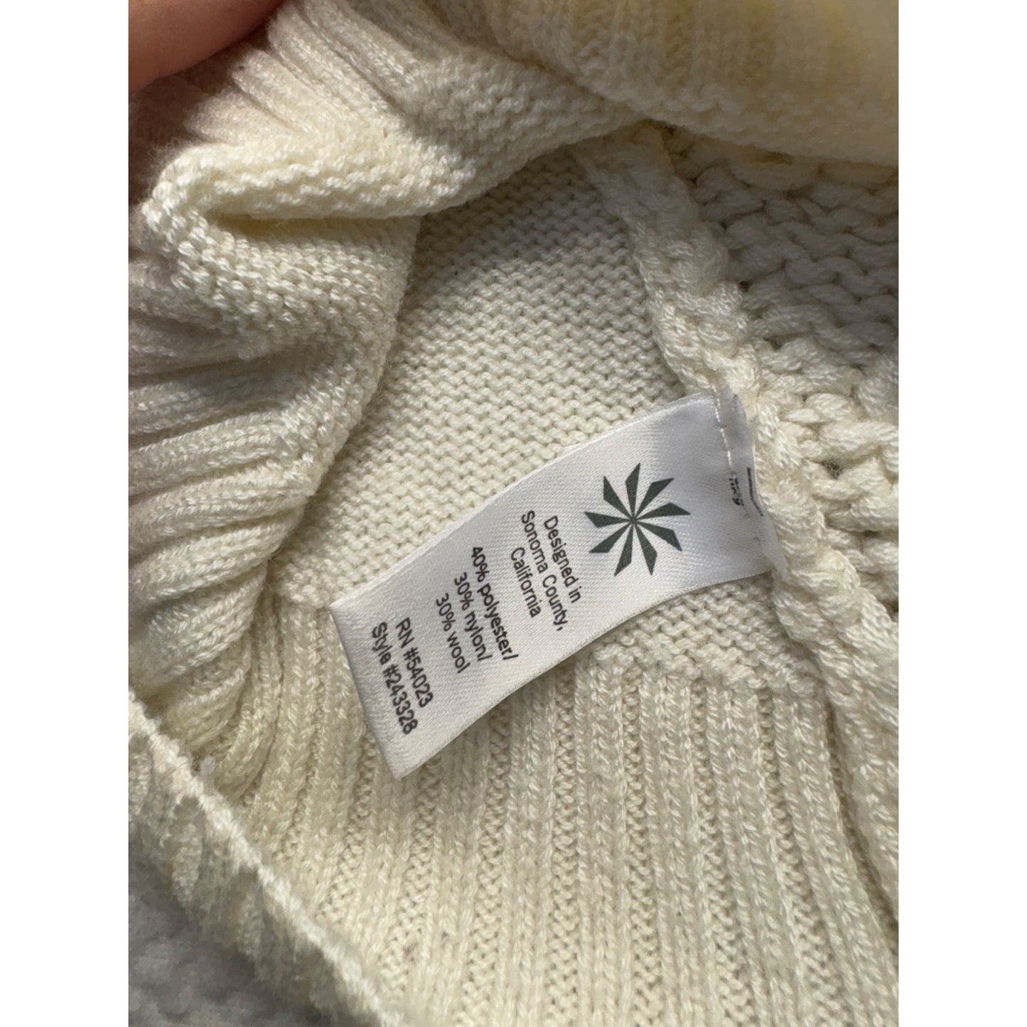 Athleta Womens Cable Knit Sweater #7421