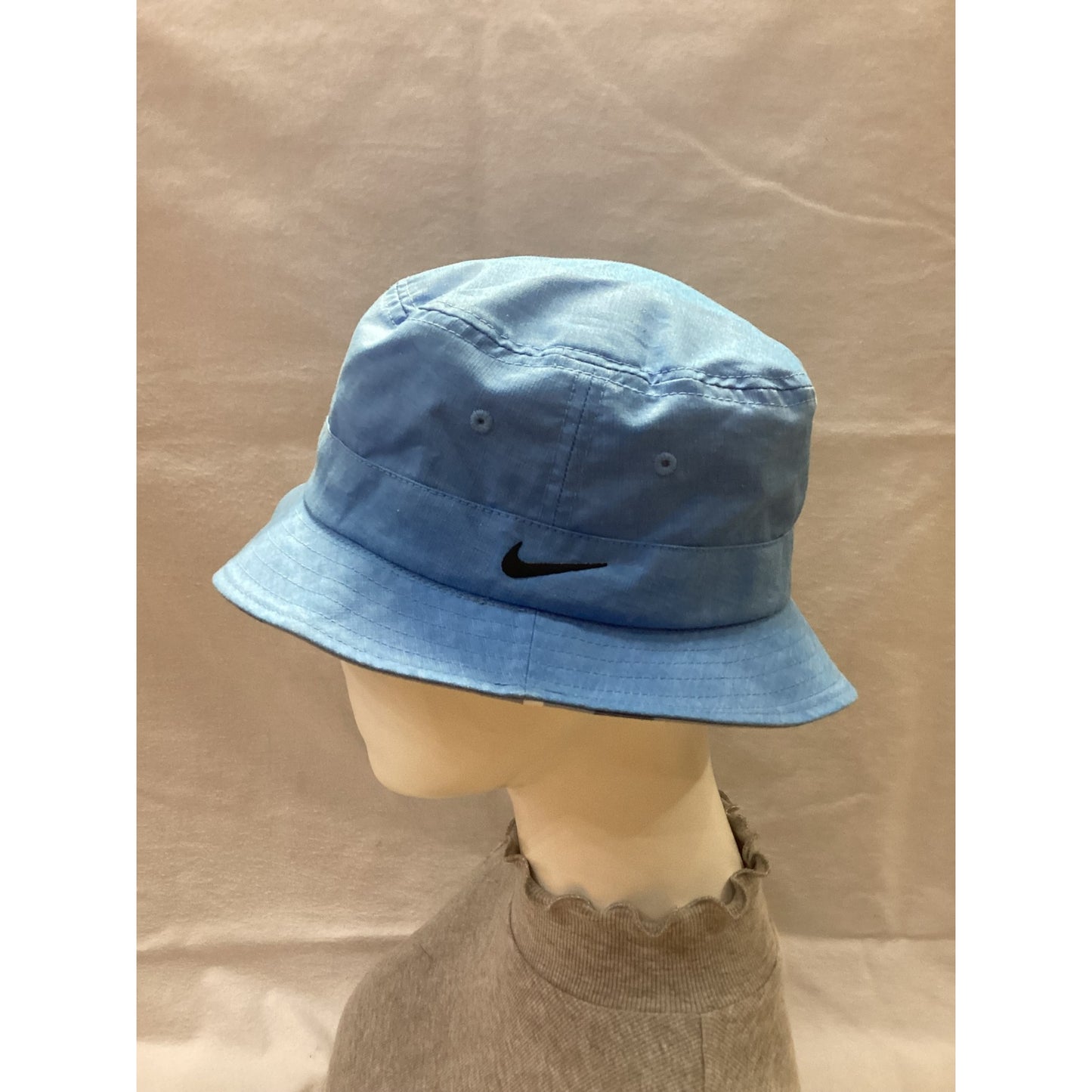 Nike Reversible Bucket Hat #3841