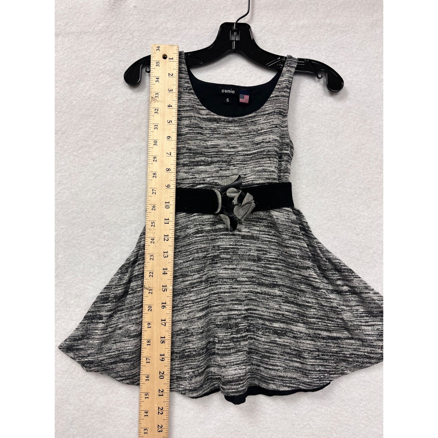 Zunie Girls Size 5 Sleeveless Grey Dress With Black Belt #6400